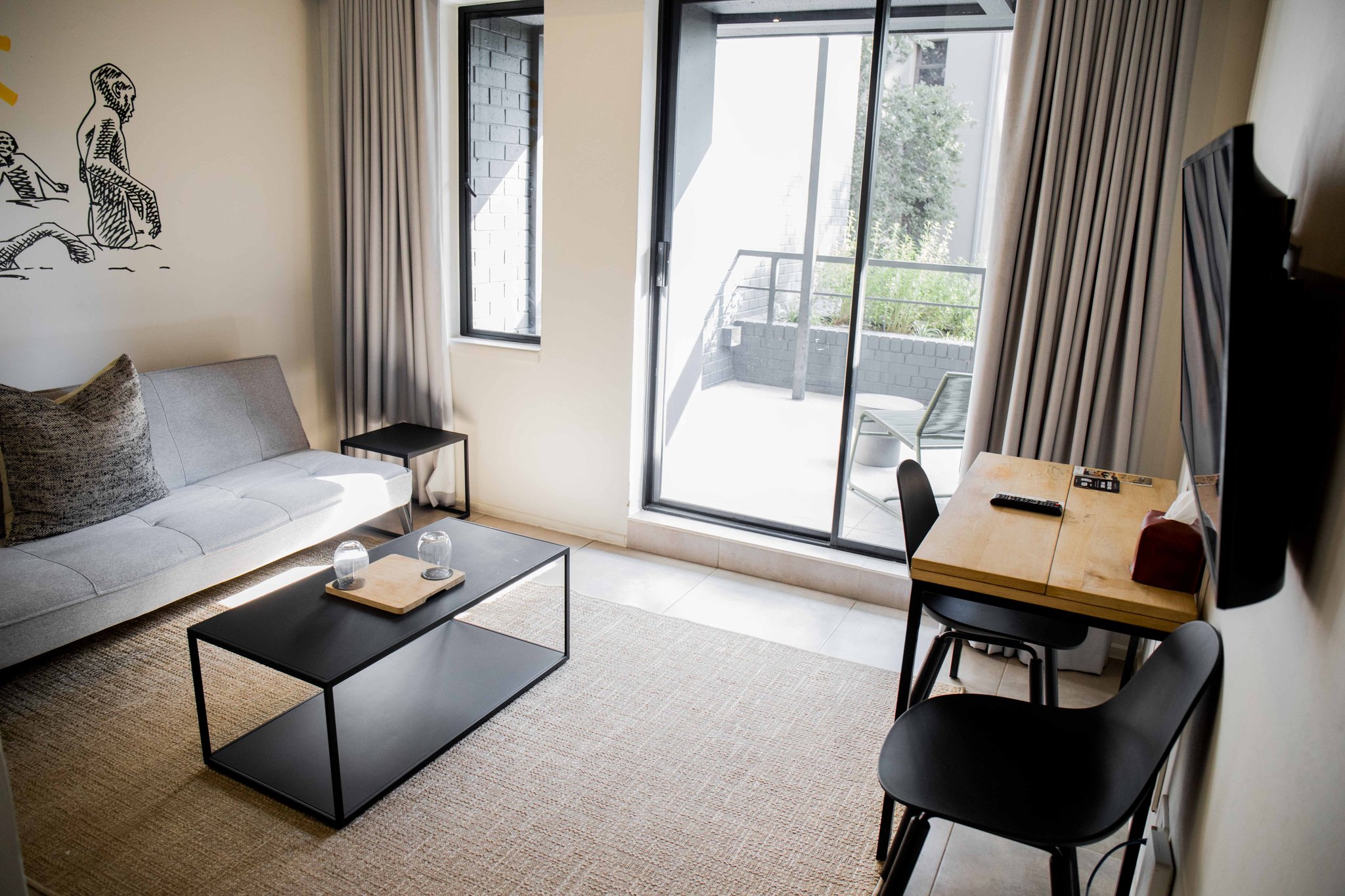 ONE_BED_WITH_BALCONY_2_S