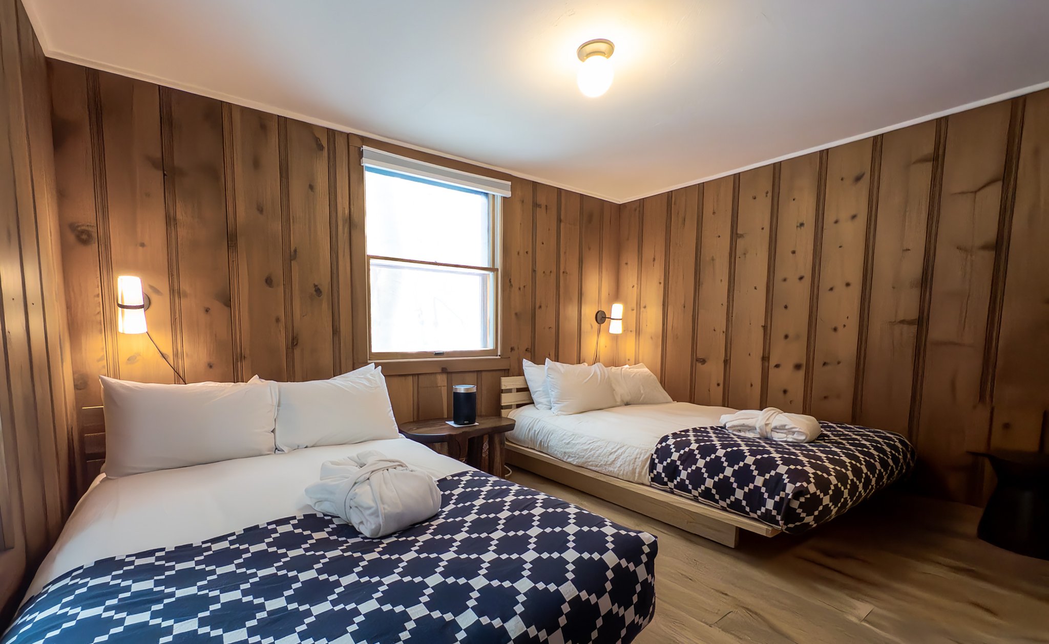 Cedar_bedroom2_S