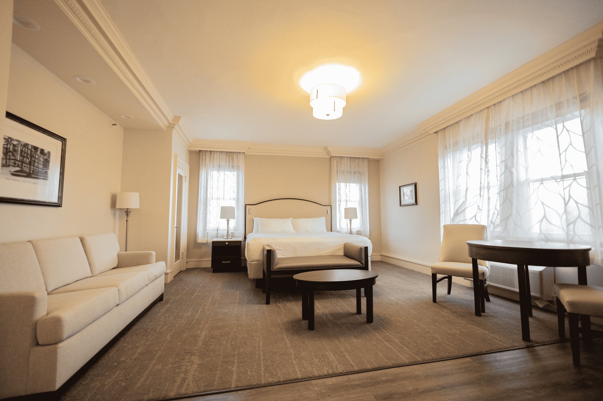 Luxury_Junior_Suite_1_S