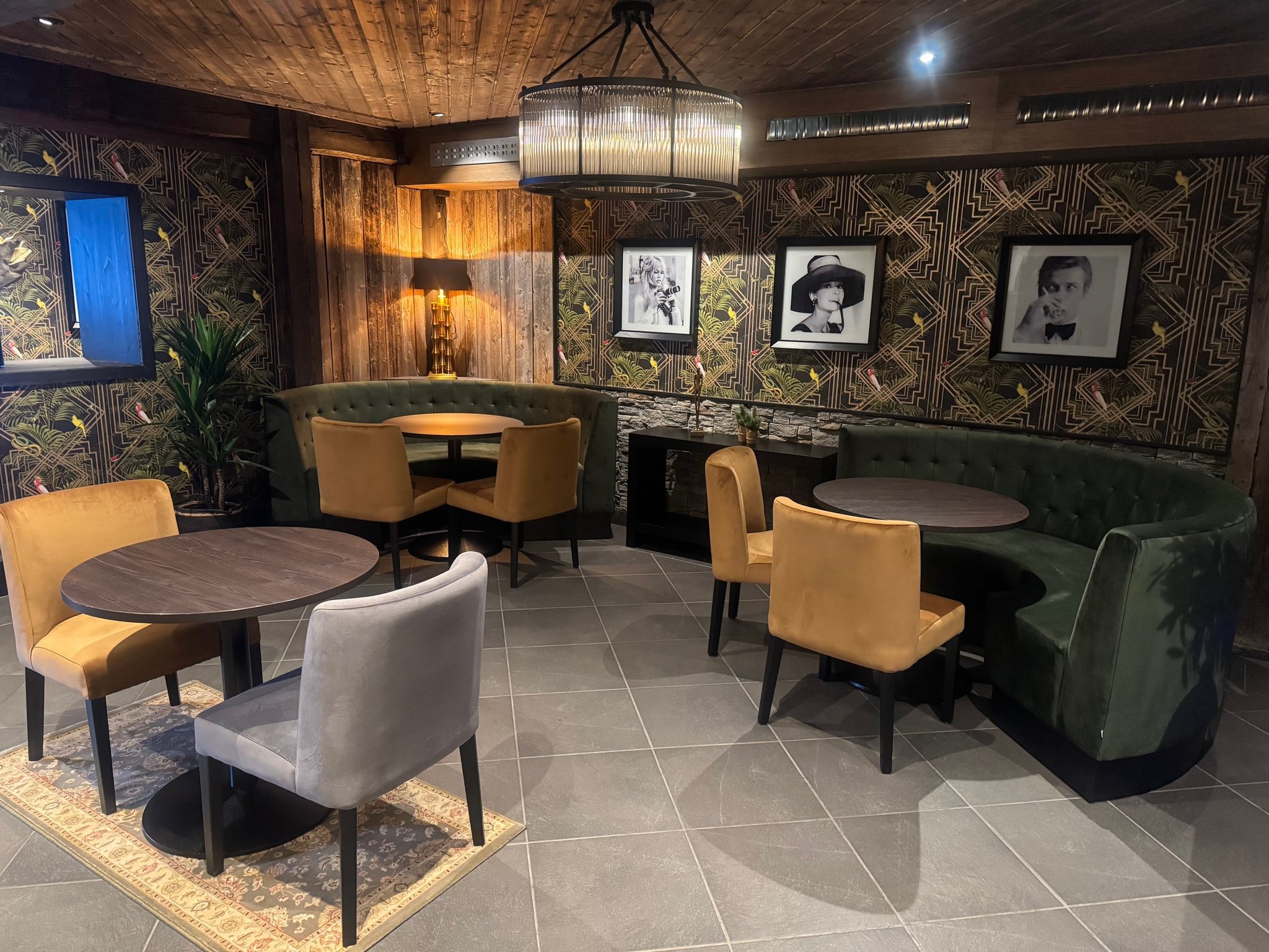 lounge_S