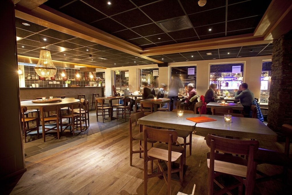 Bistro_R