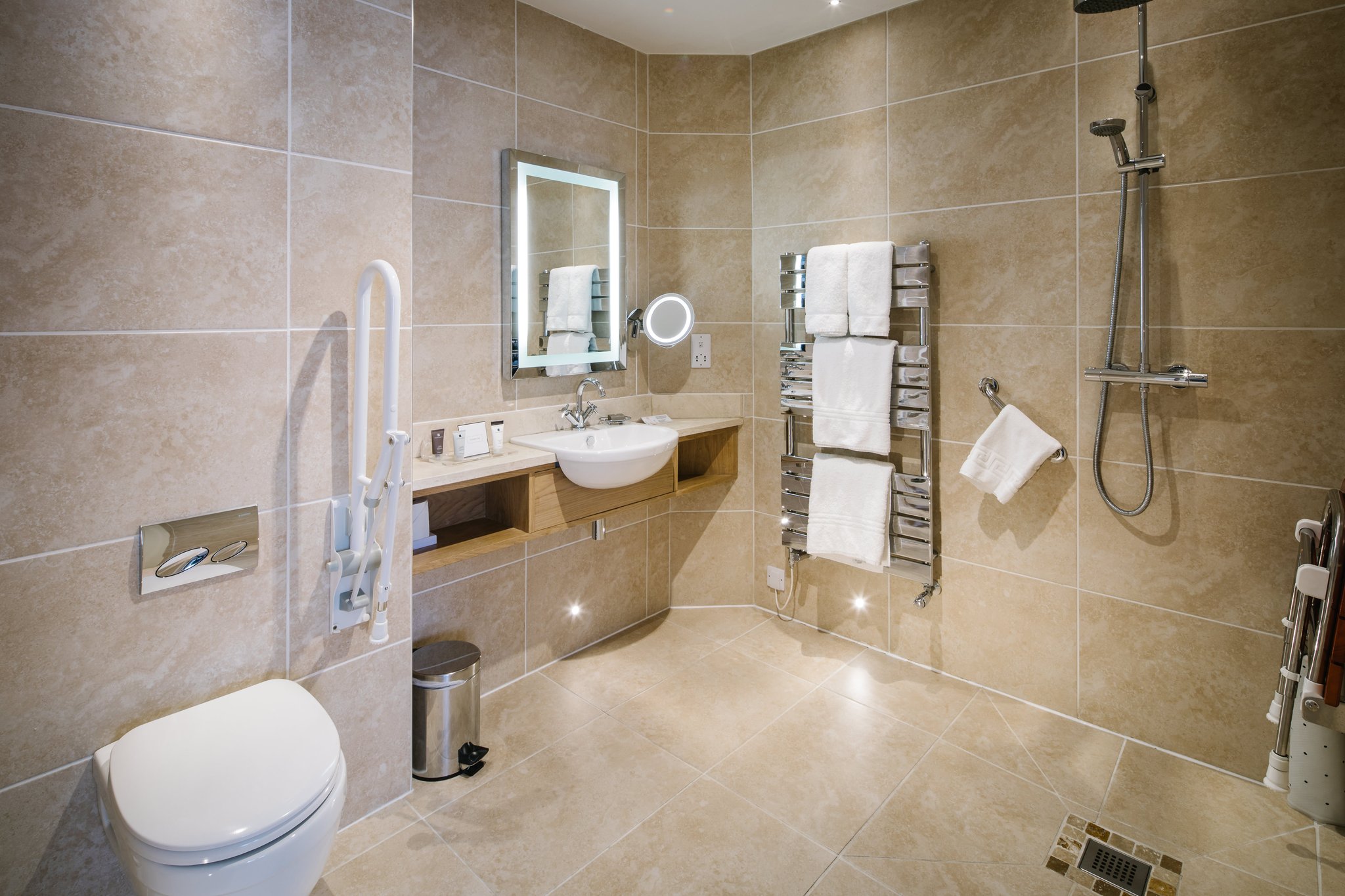 Accessible_Bathroom_S