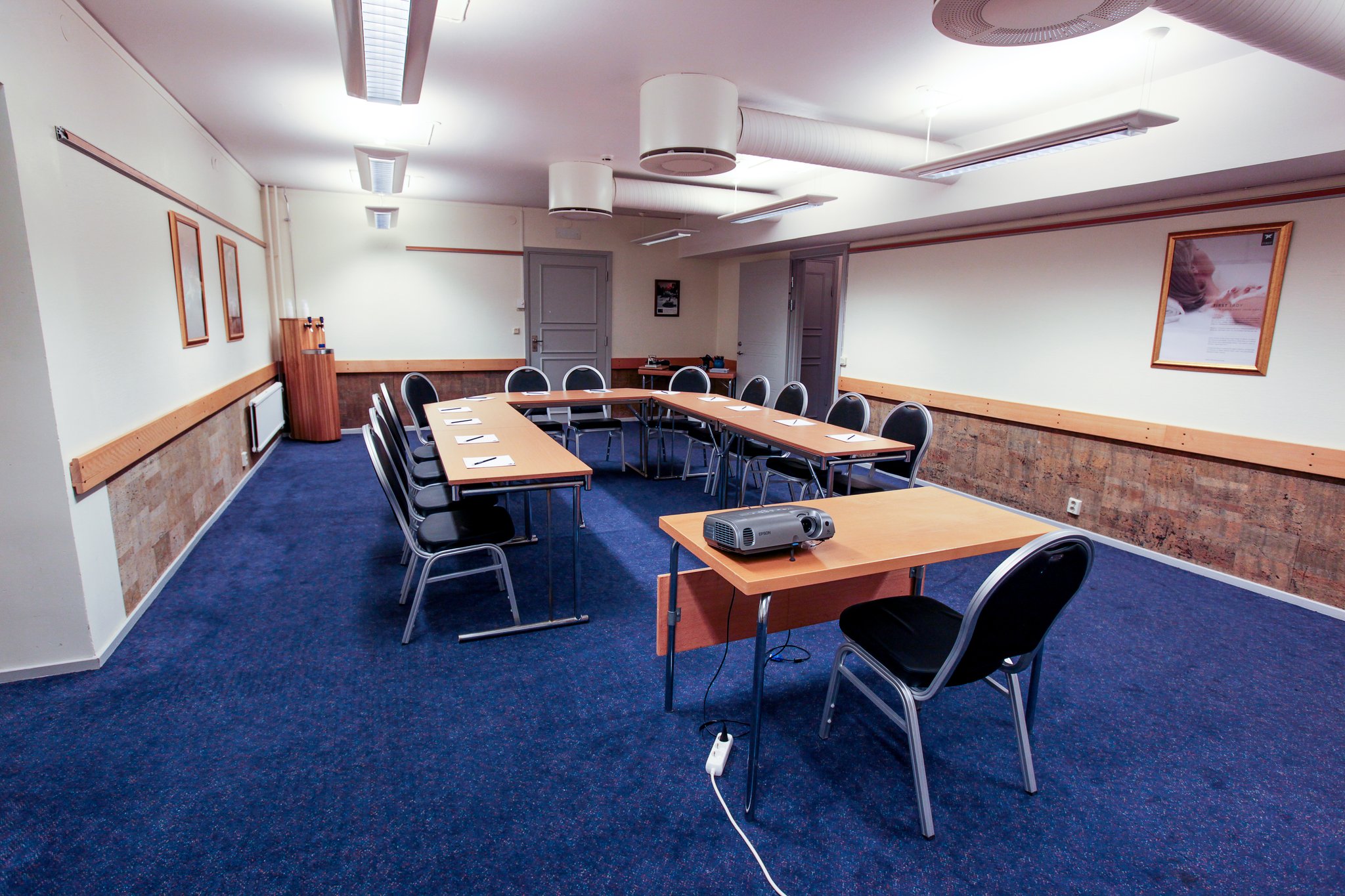 Conference-04_S
