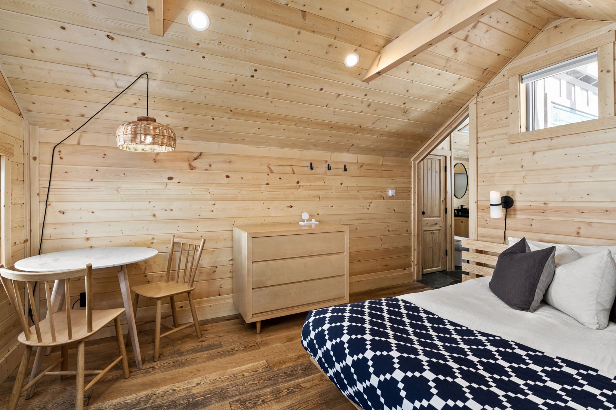 Pinon_Bed_S