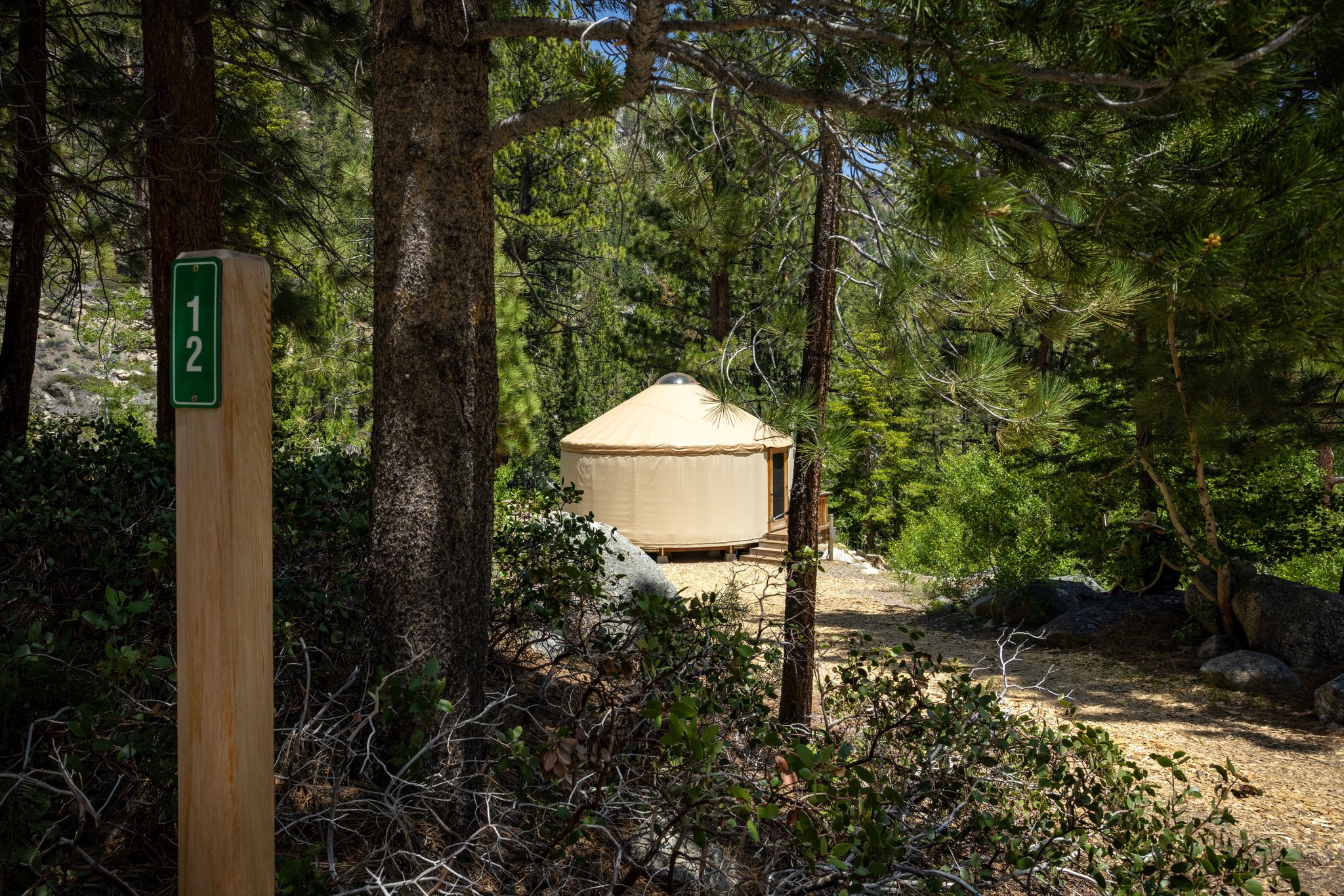 Yurt12_Outside3_S