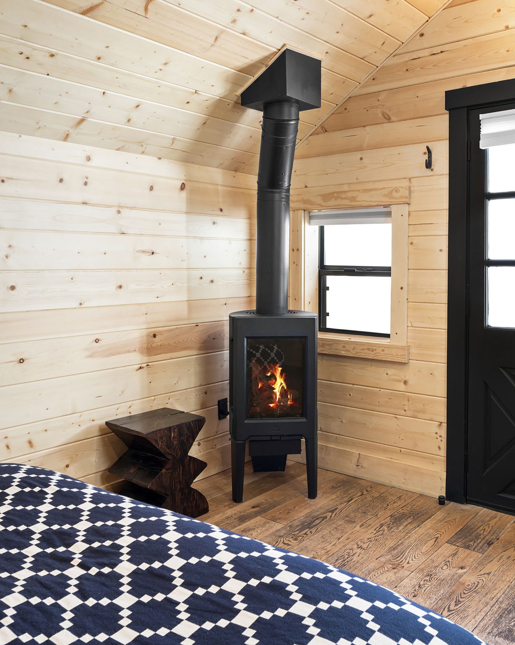 Pinon_Fireplace_S