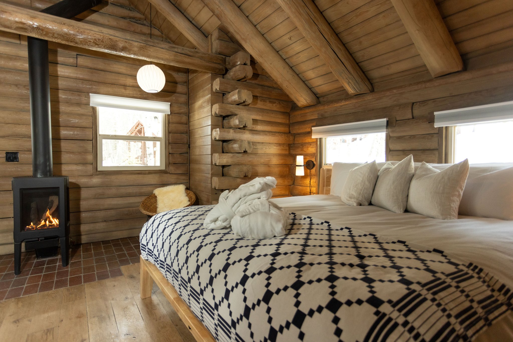Snowshoe_Bed_S