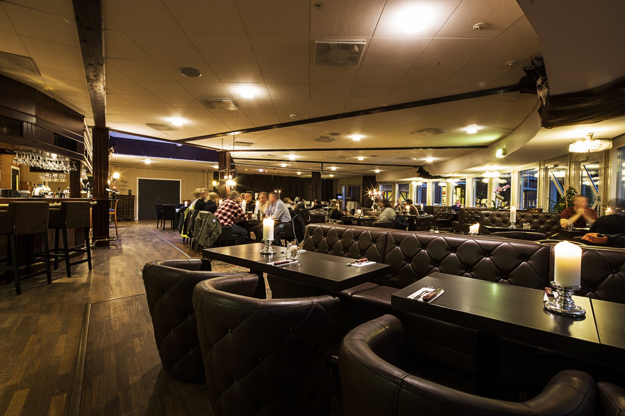 Restaurant-00_S