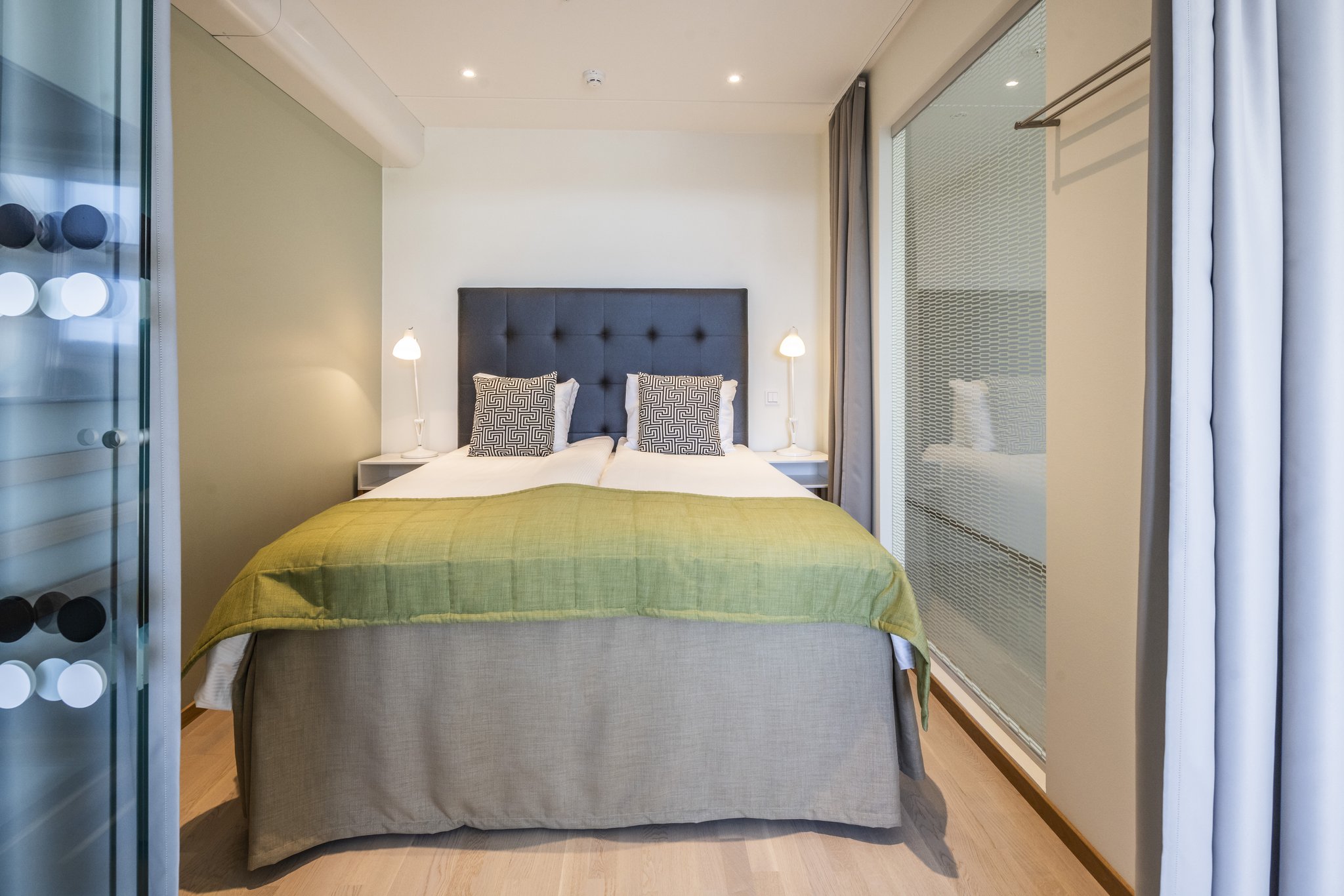 One_bedroom_studio_with_balcony-00_S