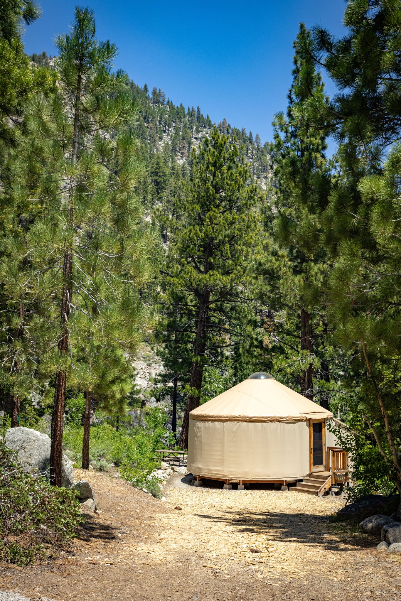 Yurt12_Outside2_S
