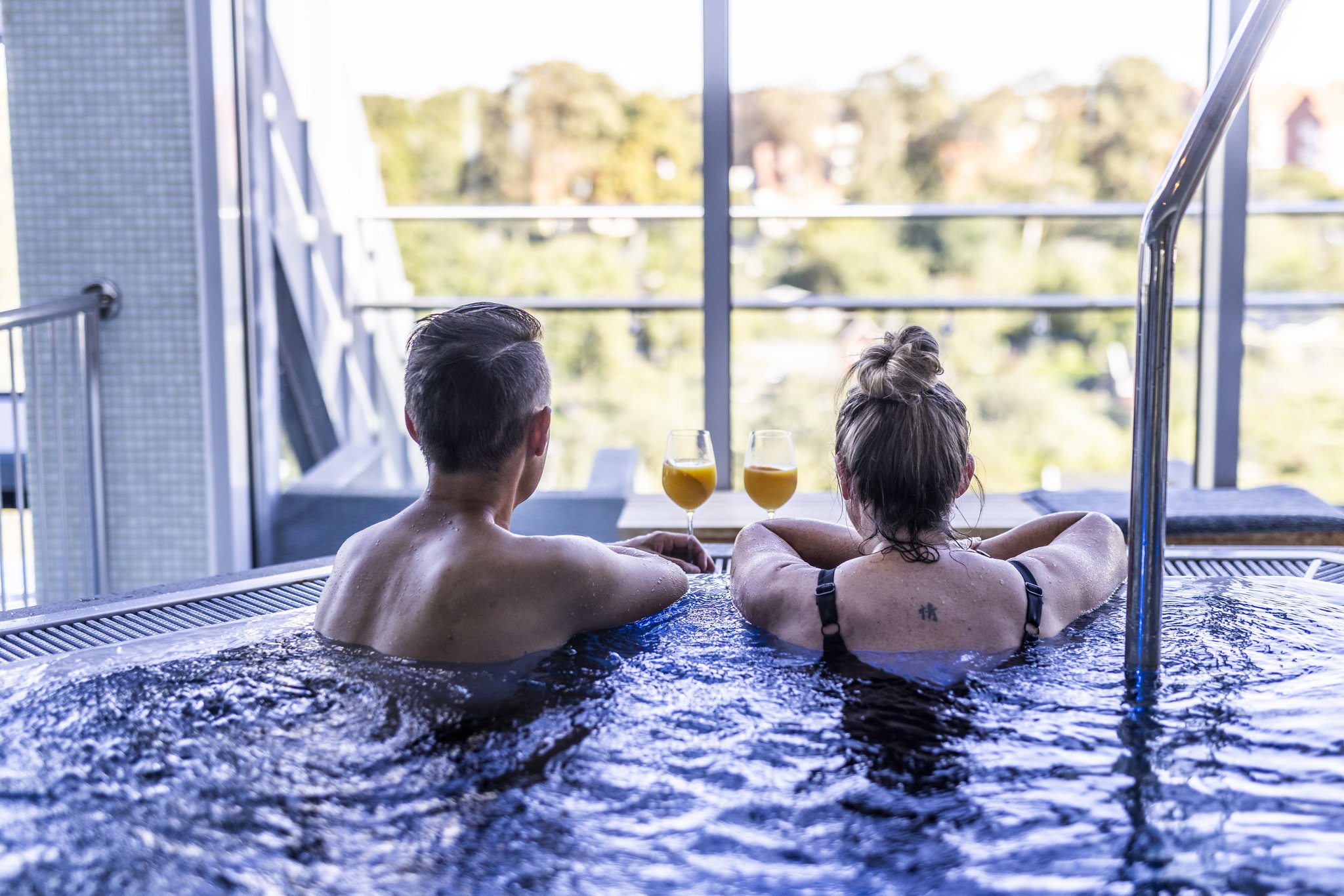 Hot_tub-02_S