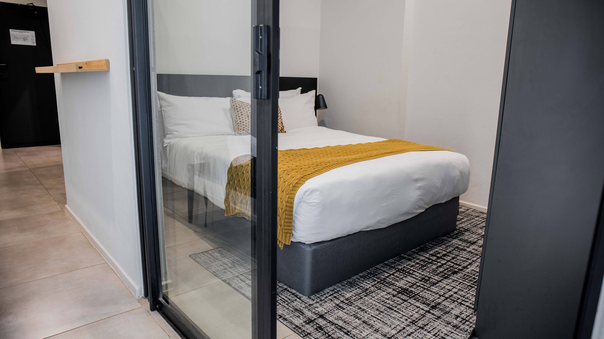 ONE_BED_WITH_BALCONY_11_S