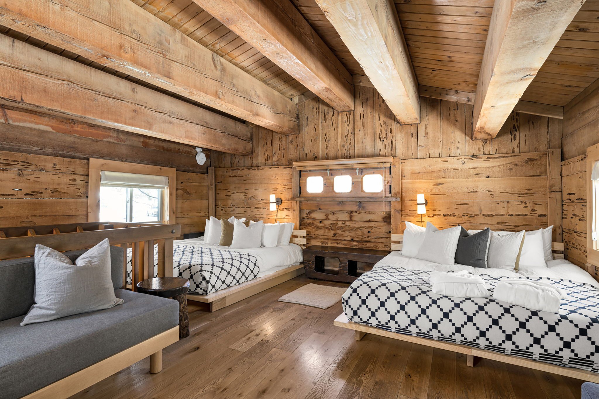 Norway_House_bedroom_S