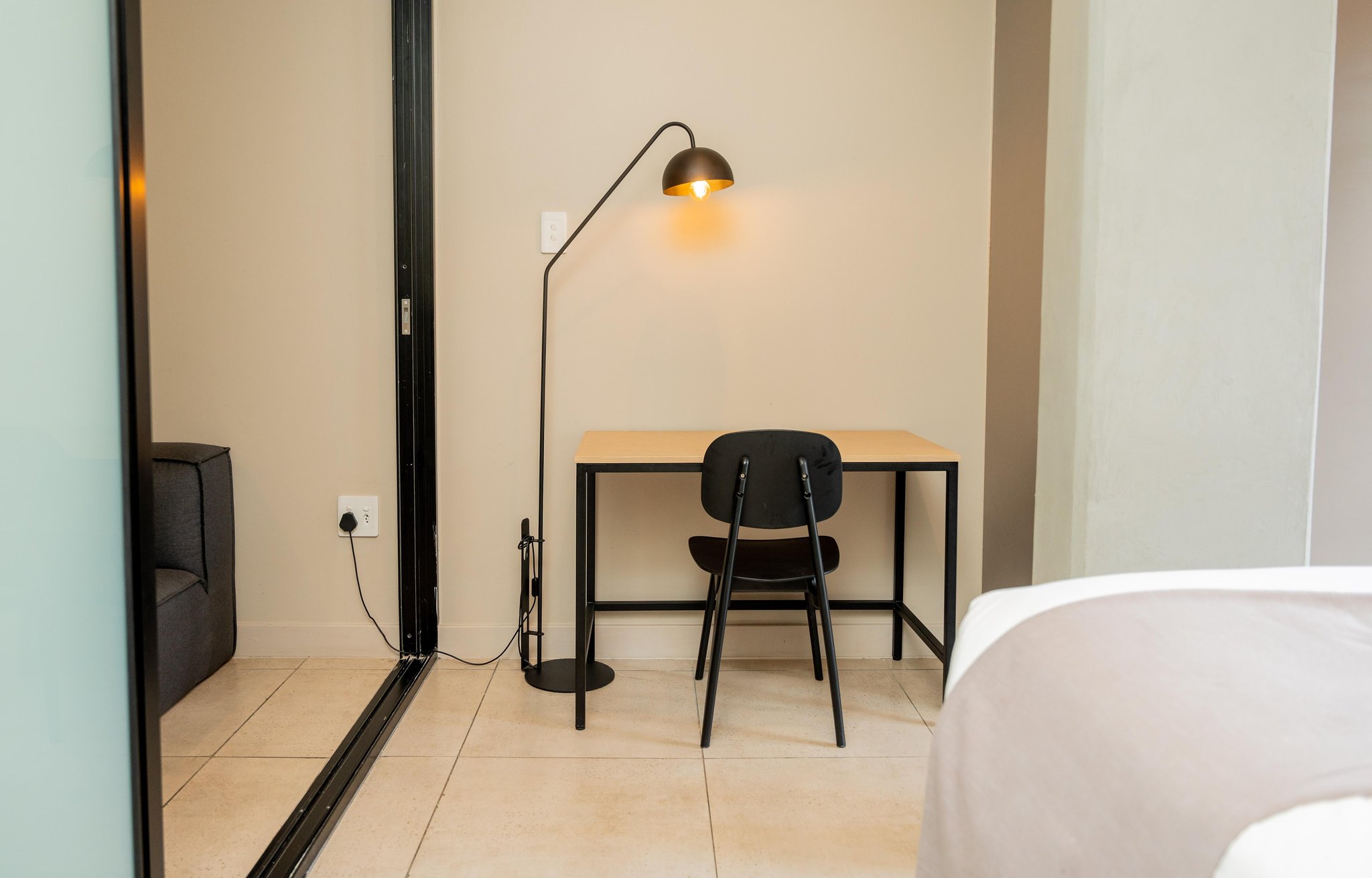 One_Bedroom_Suite_Balcony_8_S