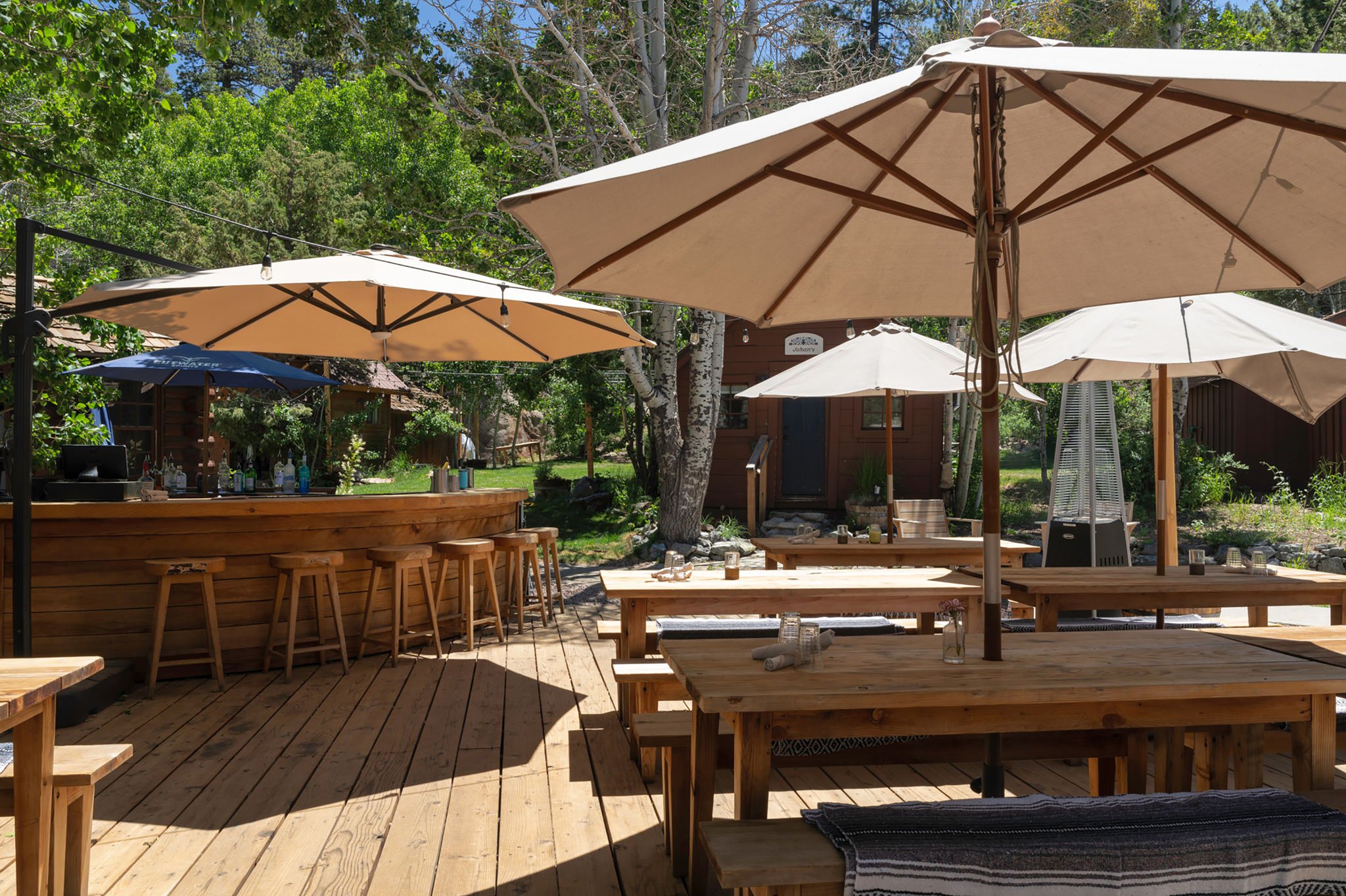 Cafe_deck_S