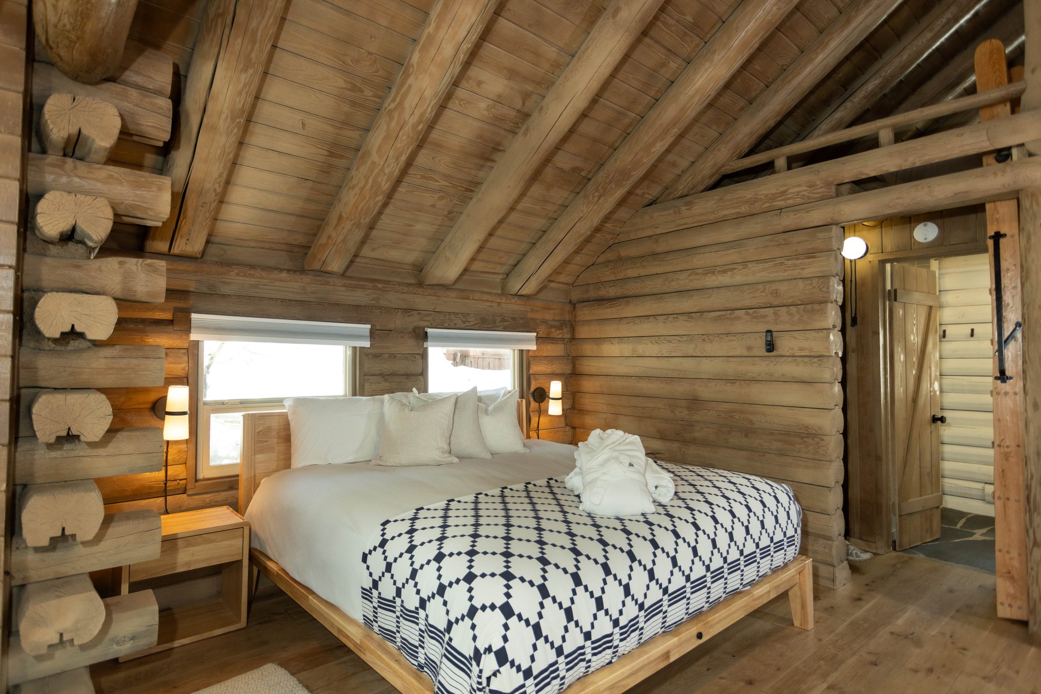 Snowshoe_Bed3_S