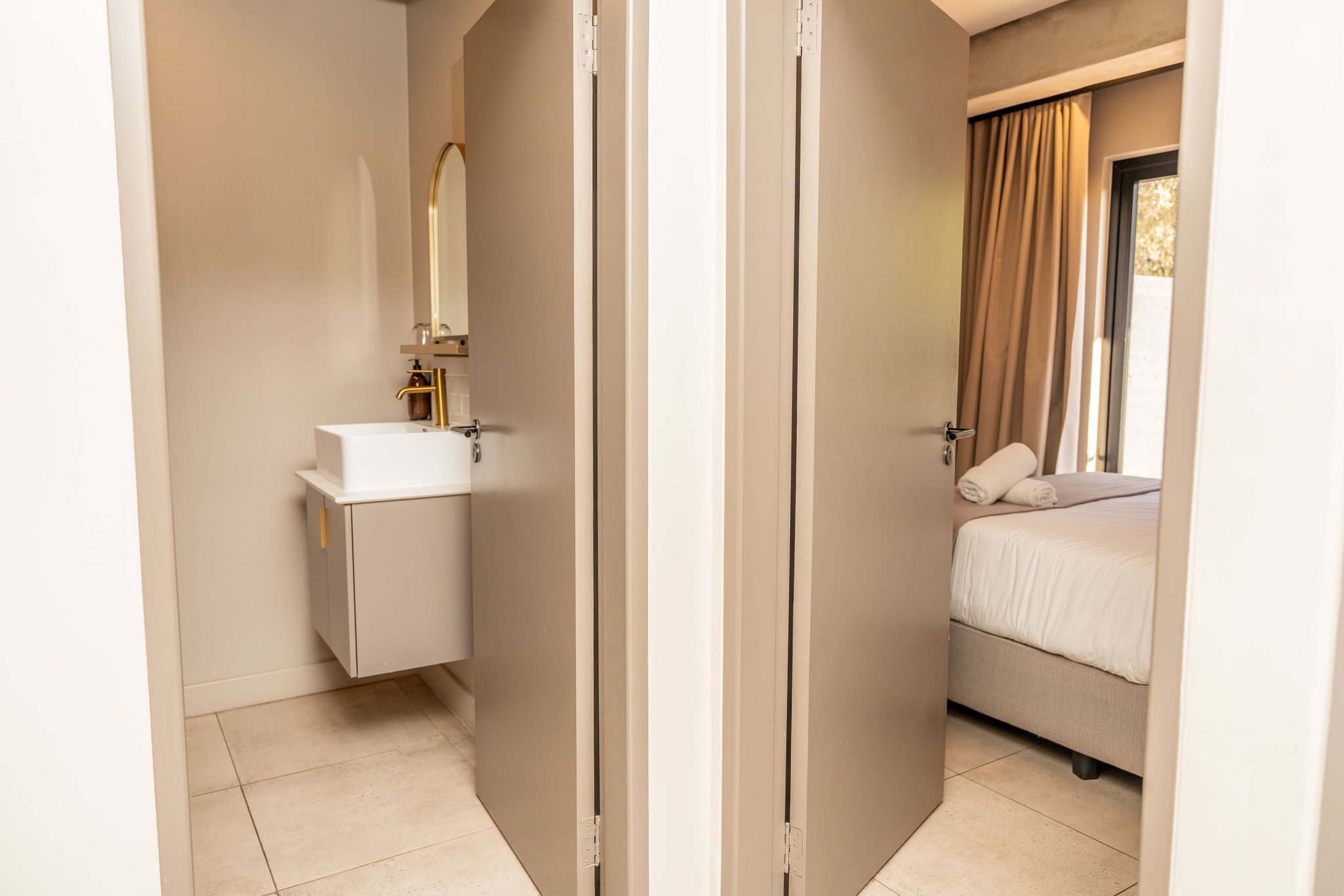 One_Bedroom_Suite_Garden_8_S