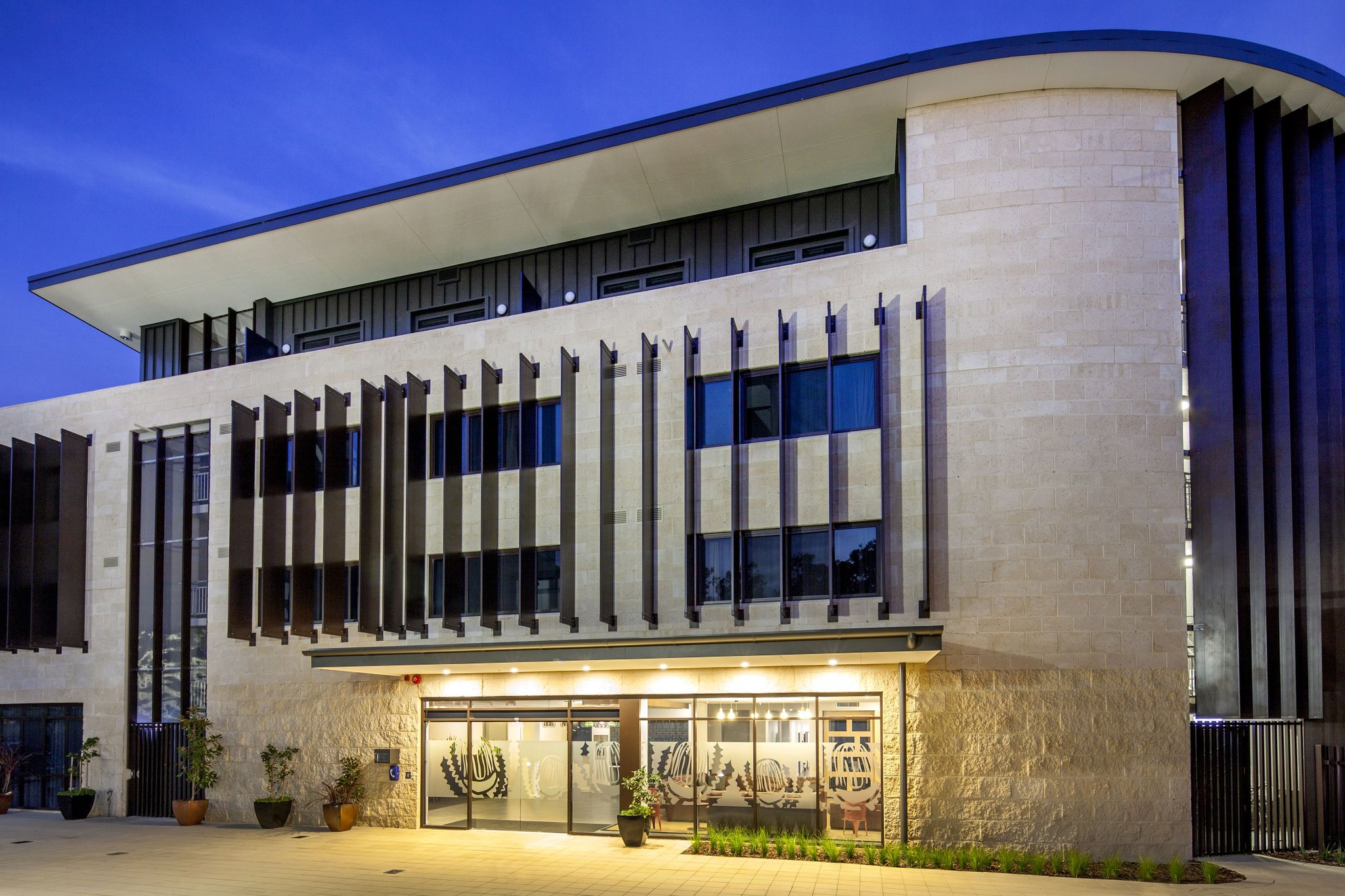 Exterior_S