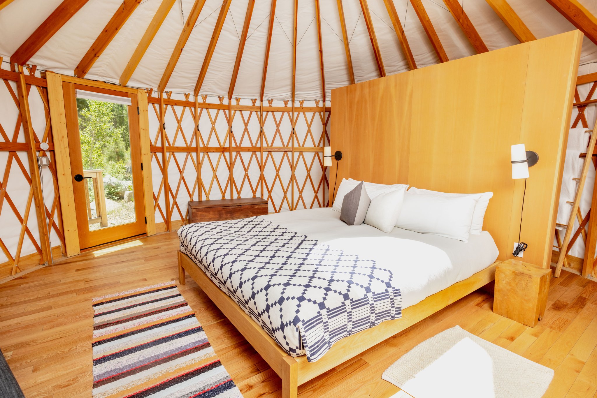 Yurt12_S
