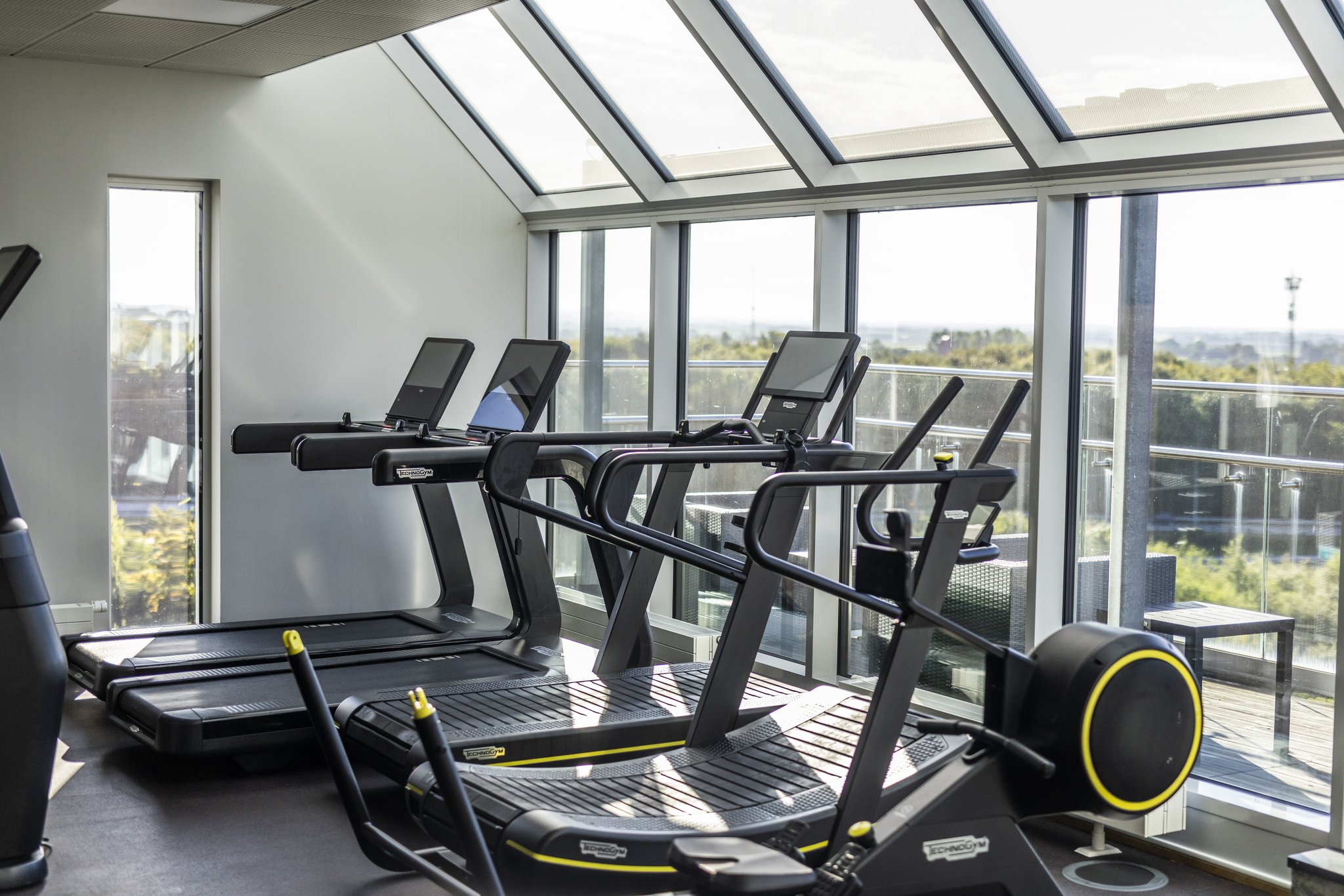 Gym-00_S