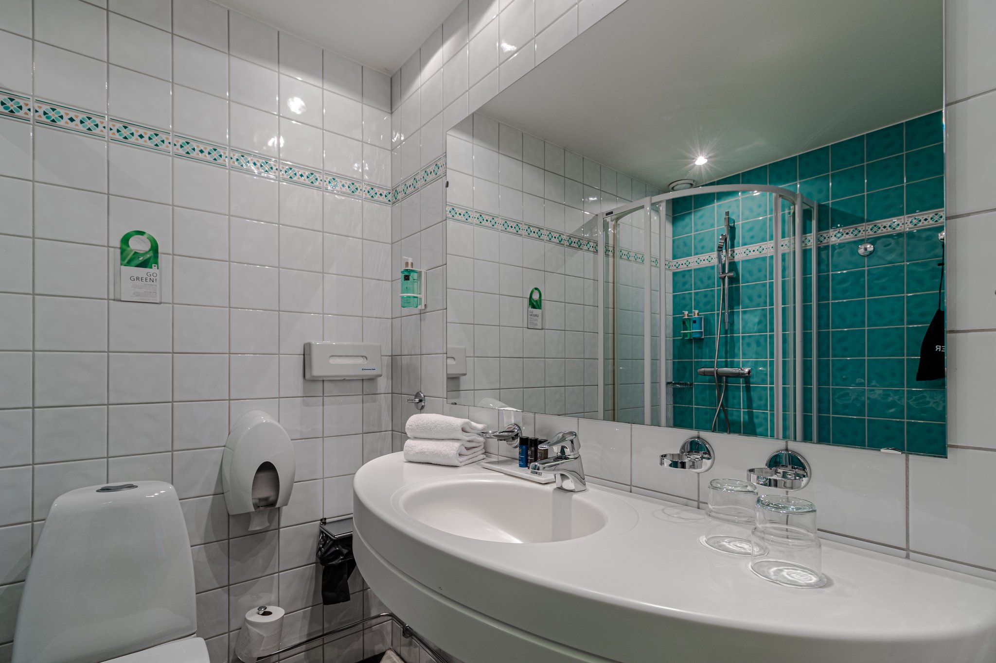 Deluxe_double_room-04_S