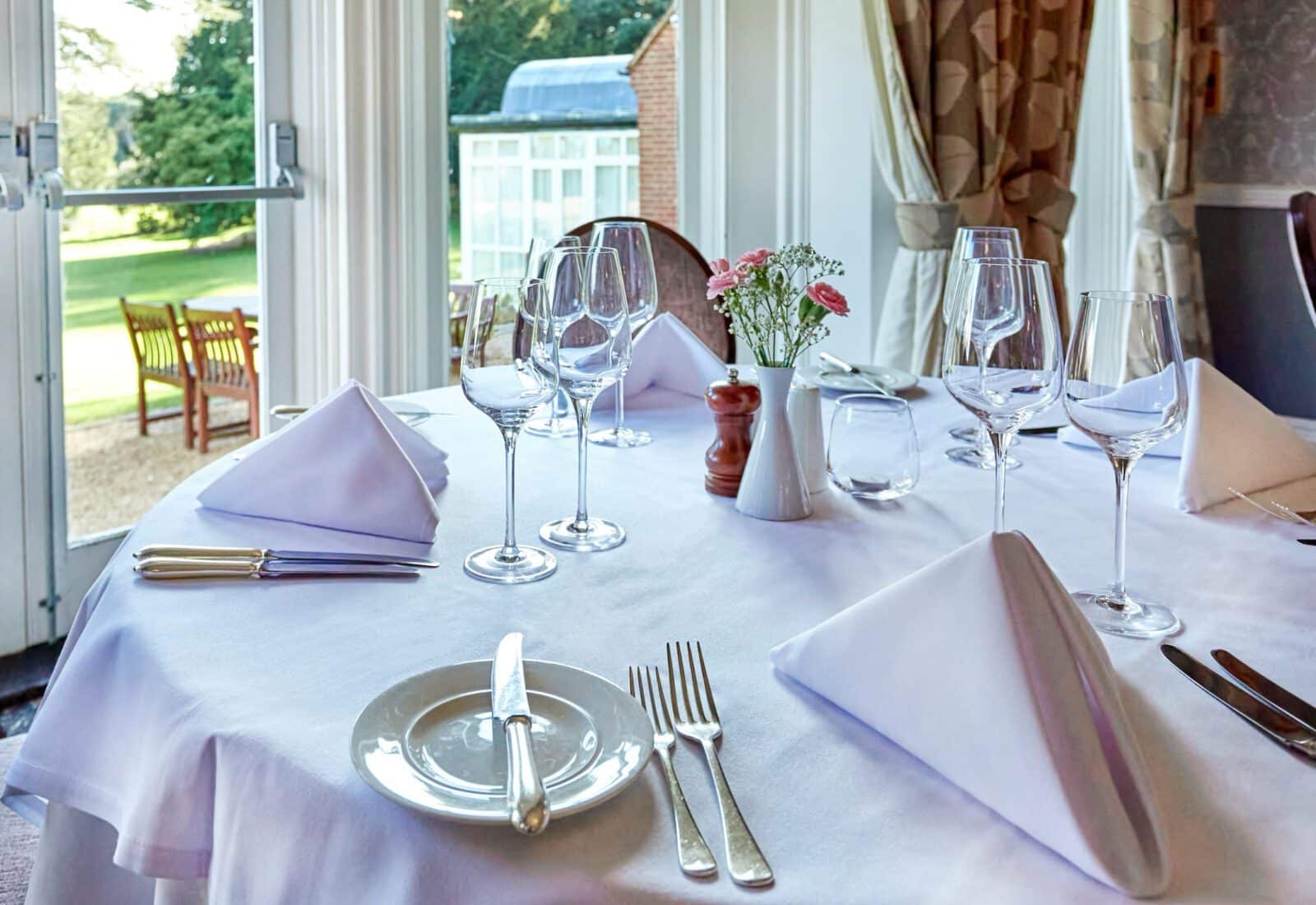 DINING-ROOM-room