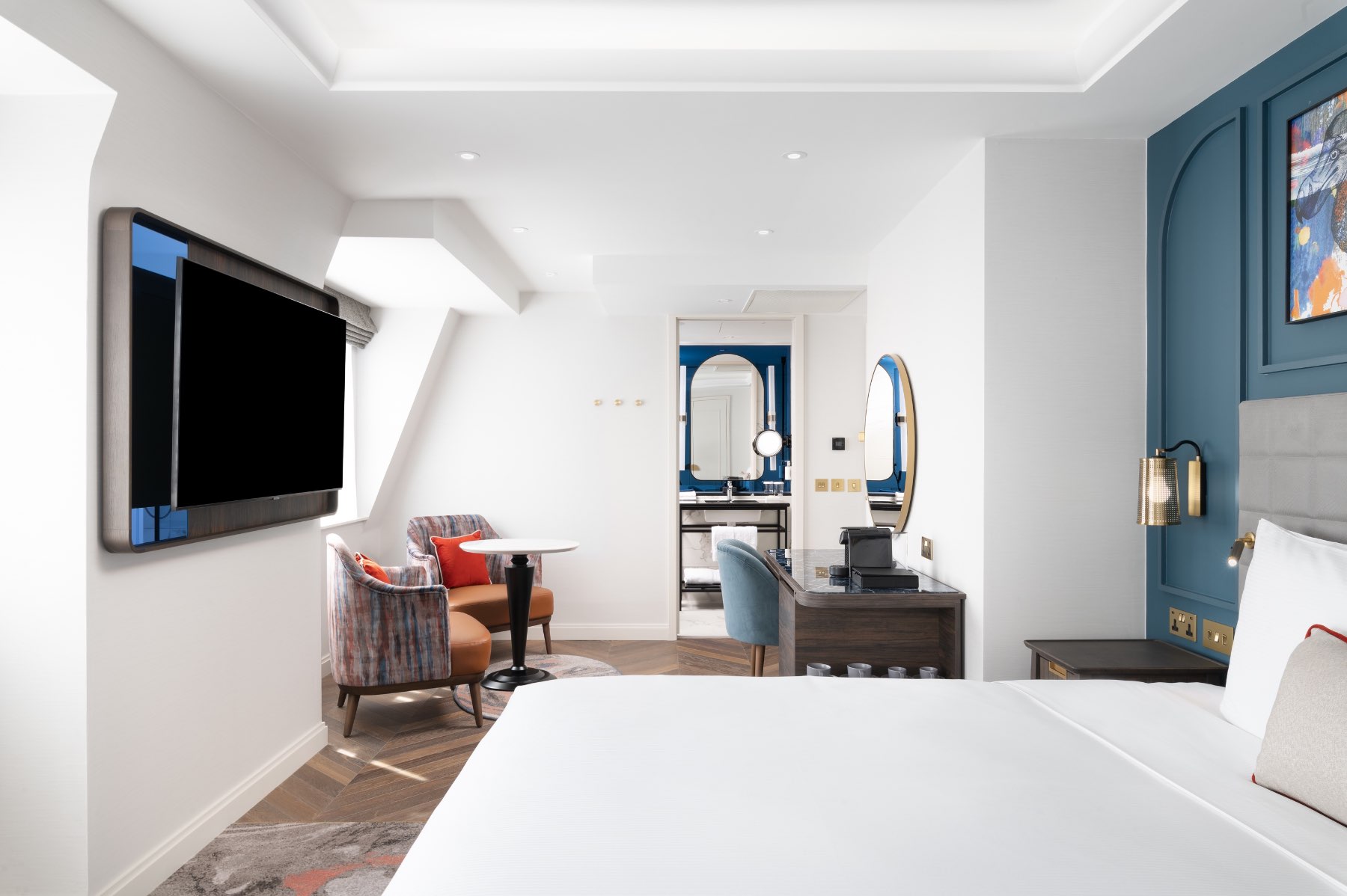 Suite 603-4