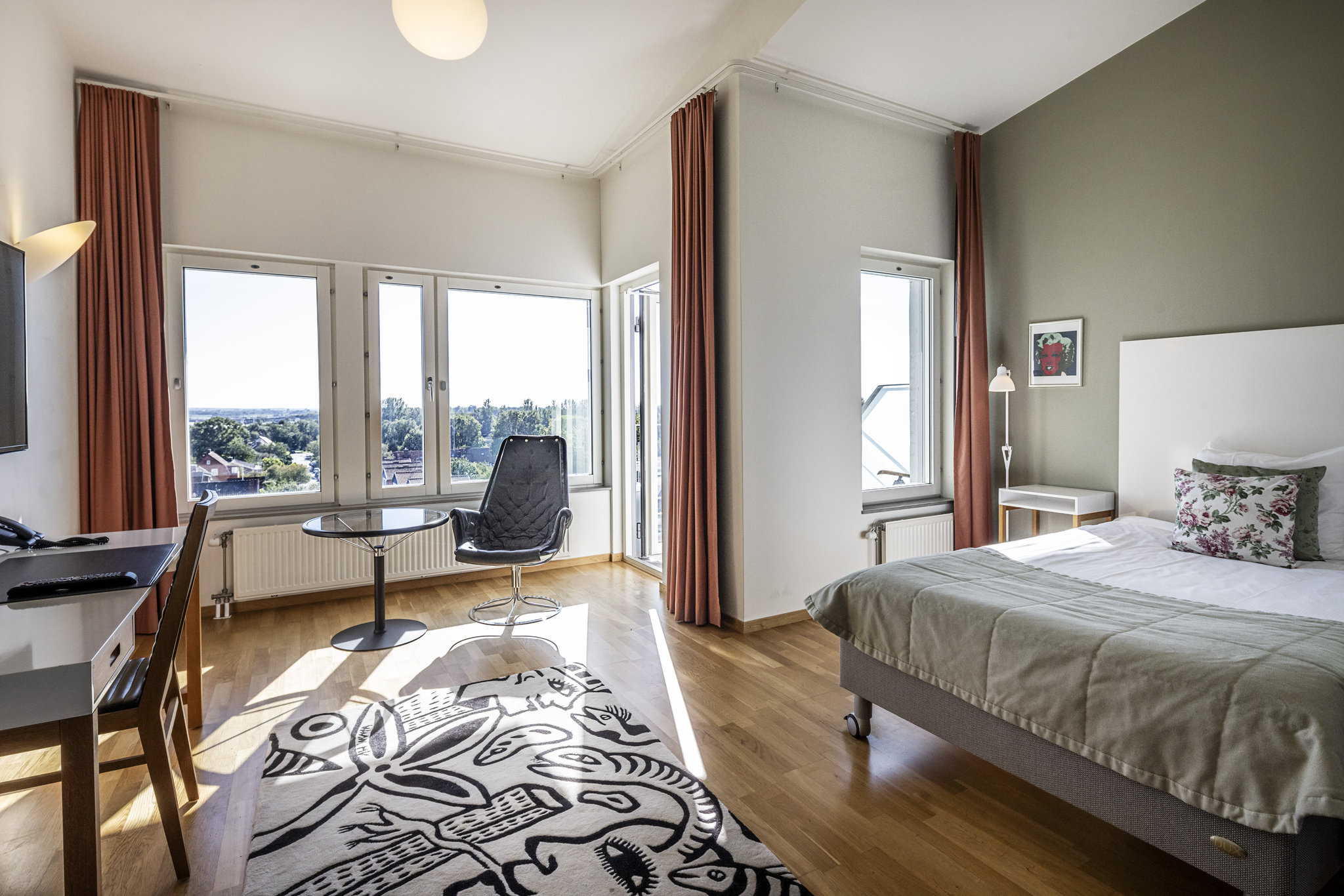 Superior_Single_with_balcony-00_S