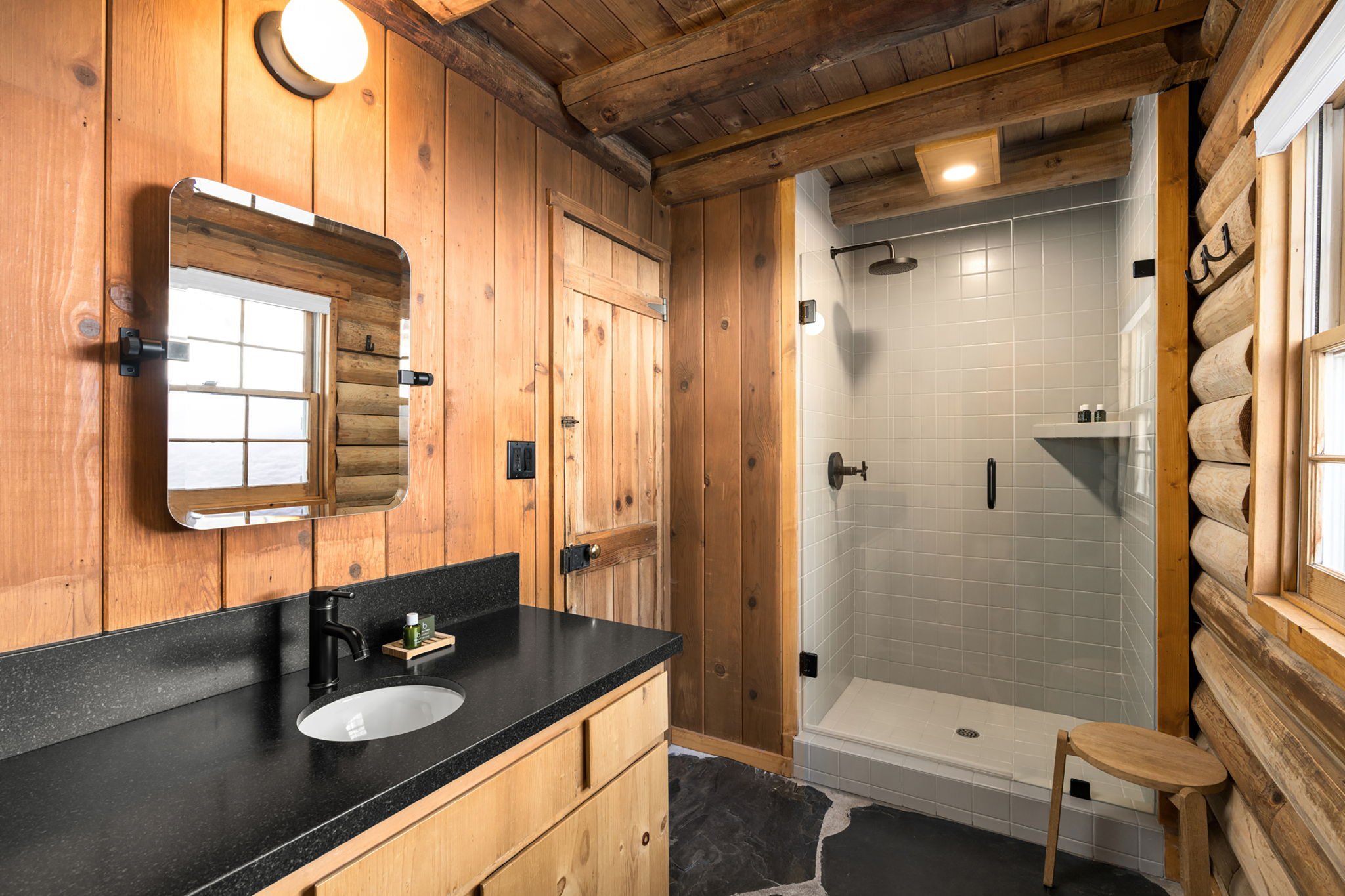 Sheepherder_bathroom_S
