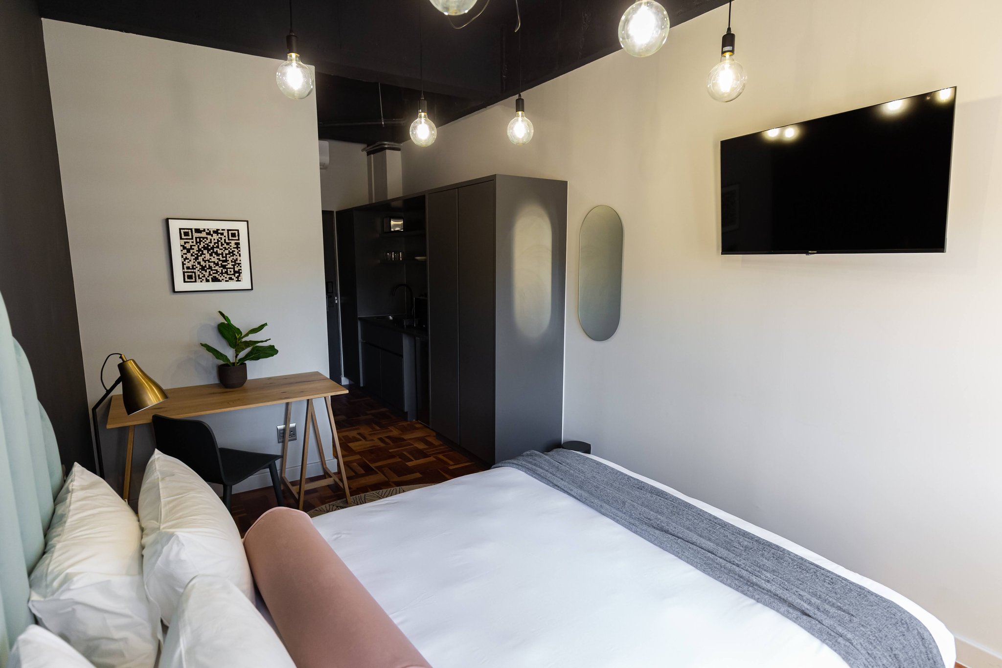 Deluxe_Studio(6)_S