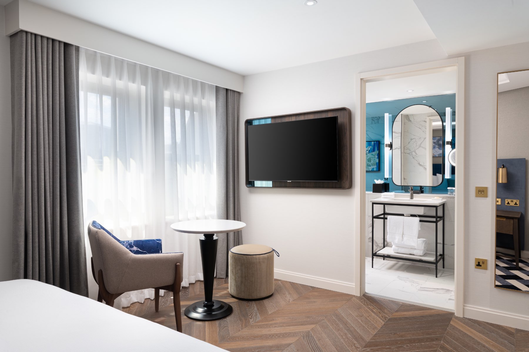 bedroom 417-2
