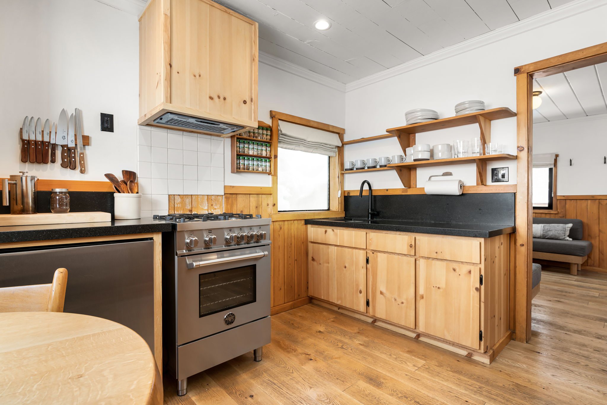 Log_kitchen_S
