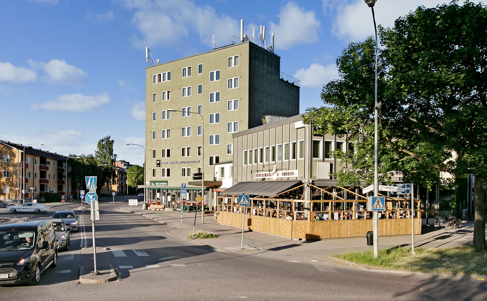 Exterior-09_S