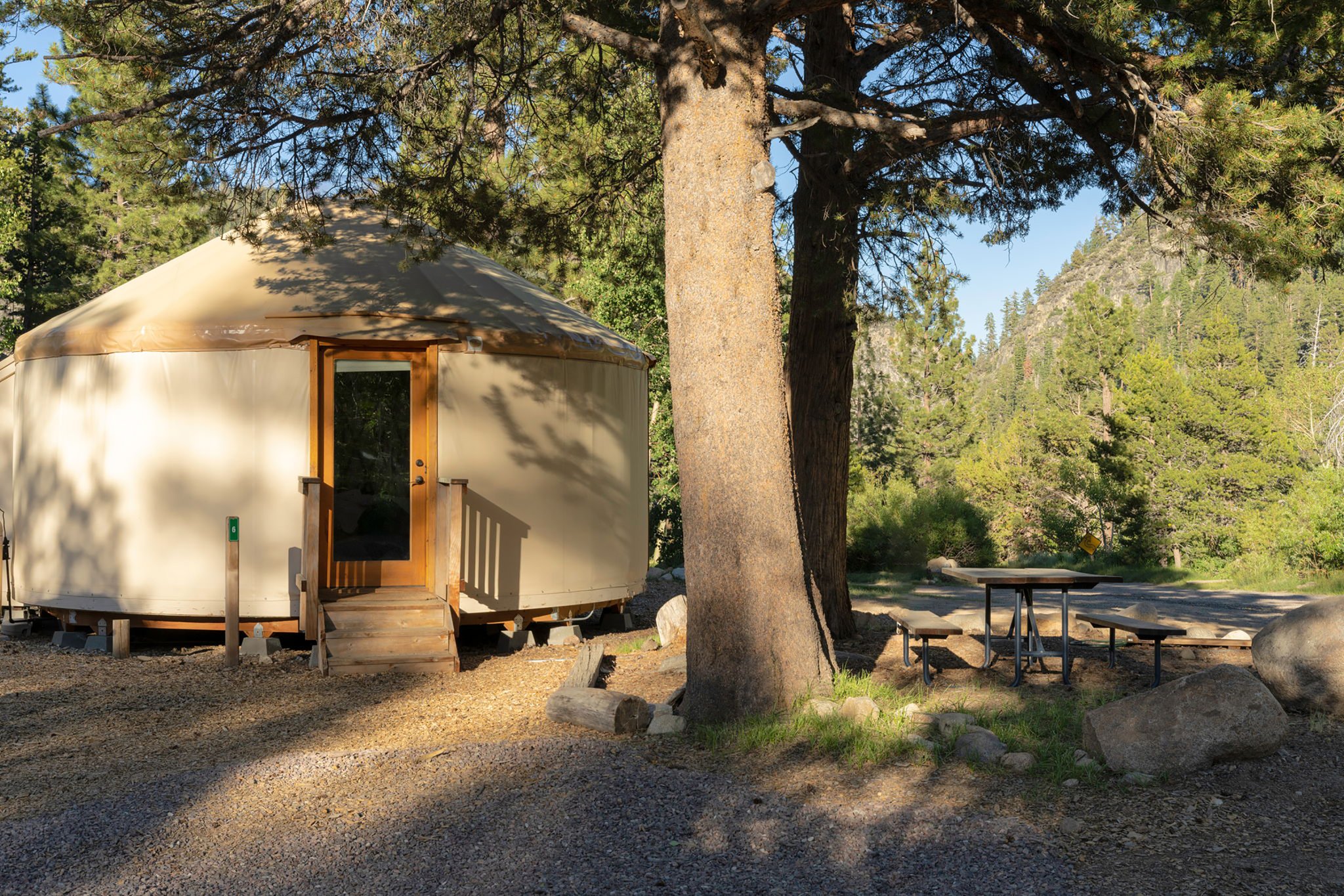 Yurt6_Outside_S