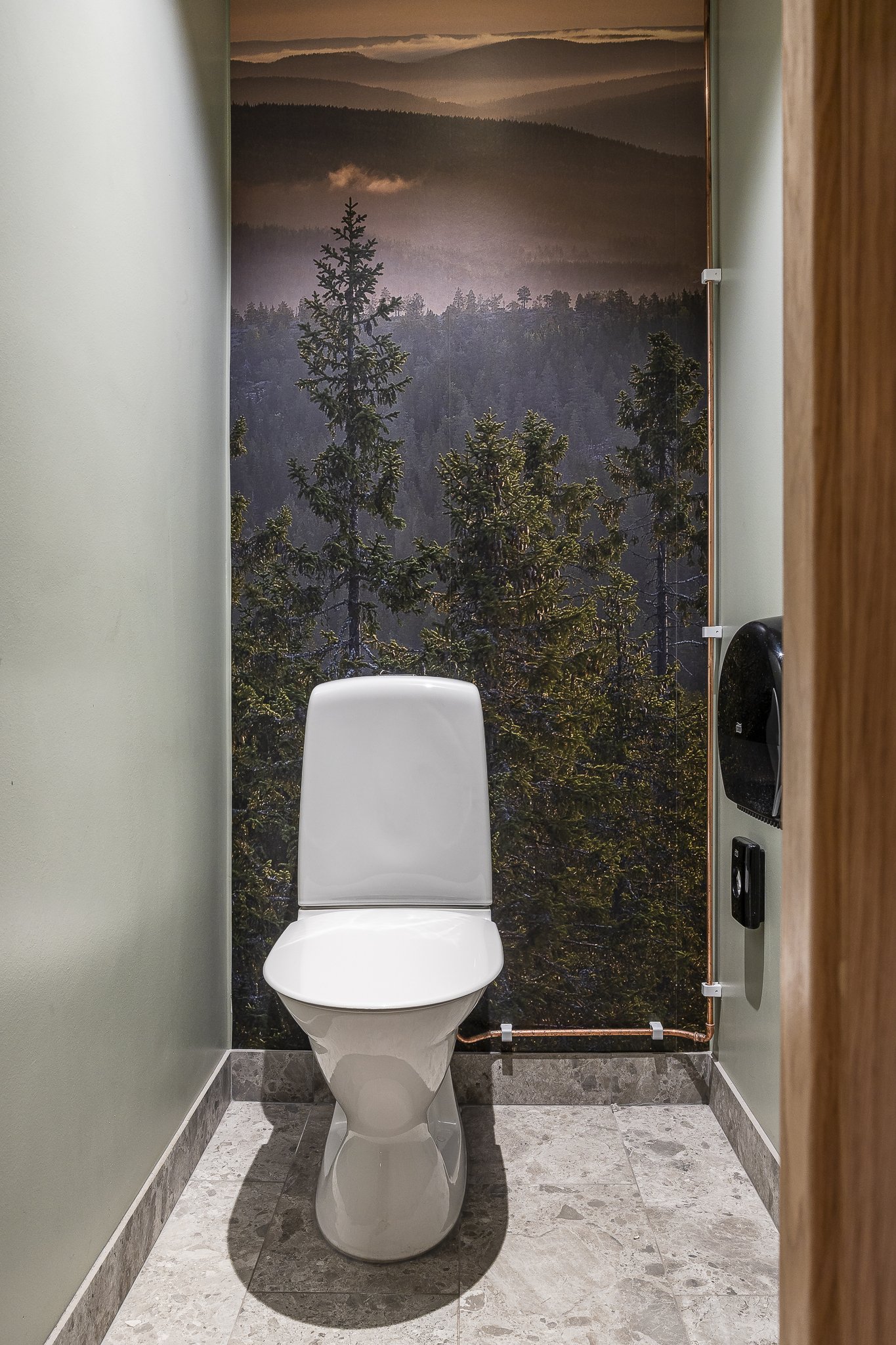 Restrooms-06_S