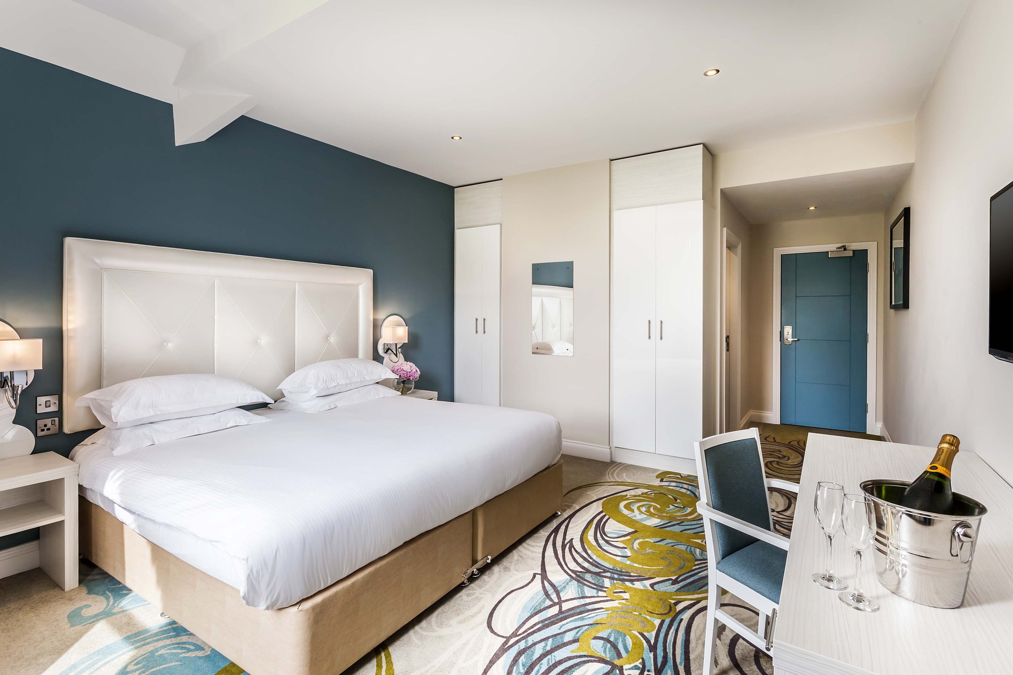 lake_room_(3)_S