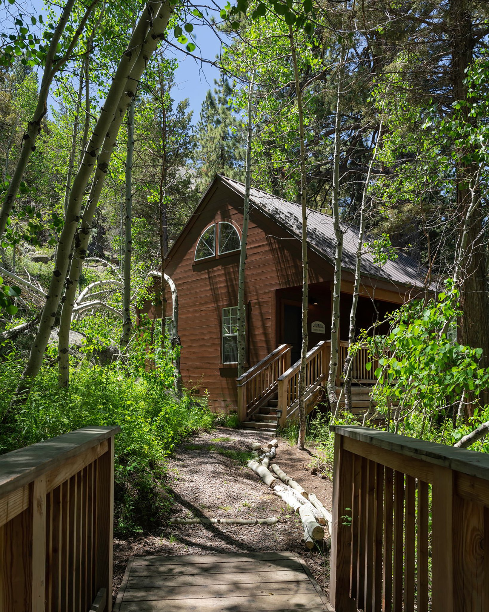 Sierra_House_Outside_S