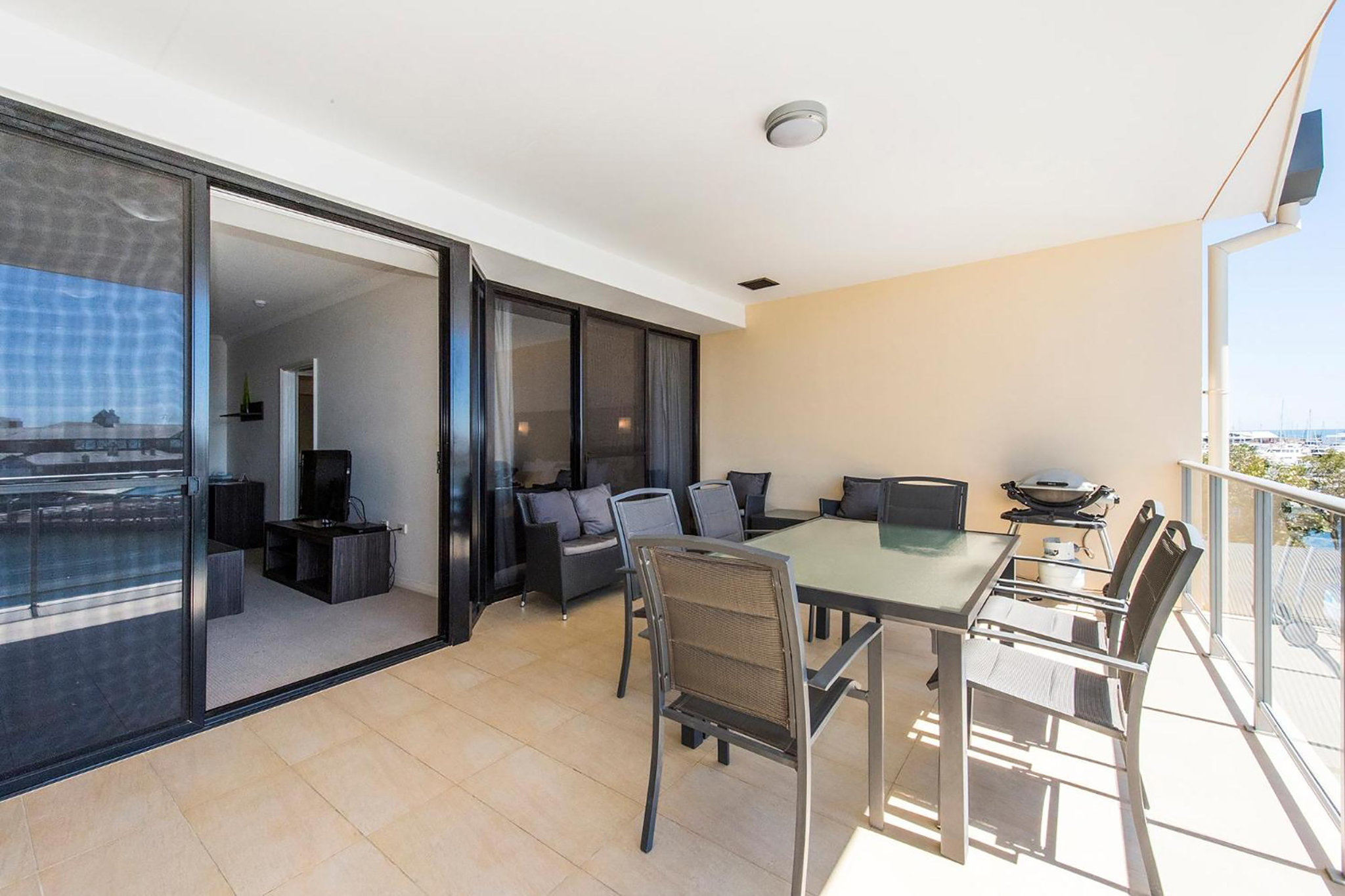 One-Two_Bedroom_Superior_Marina_View_Apartment_Balcony4_S
