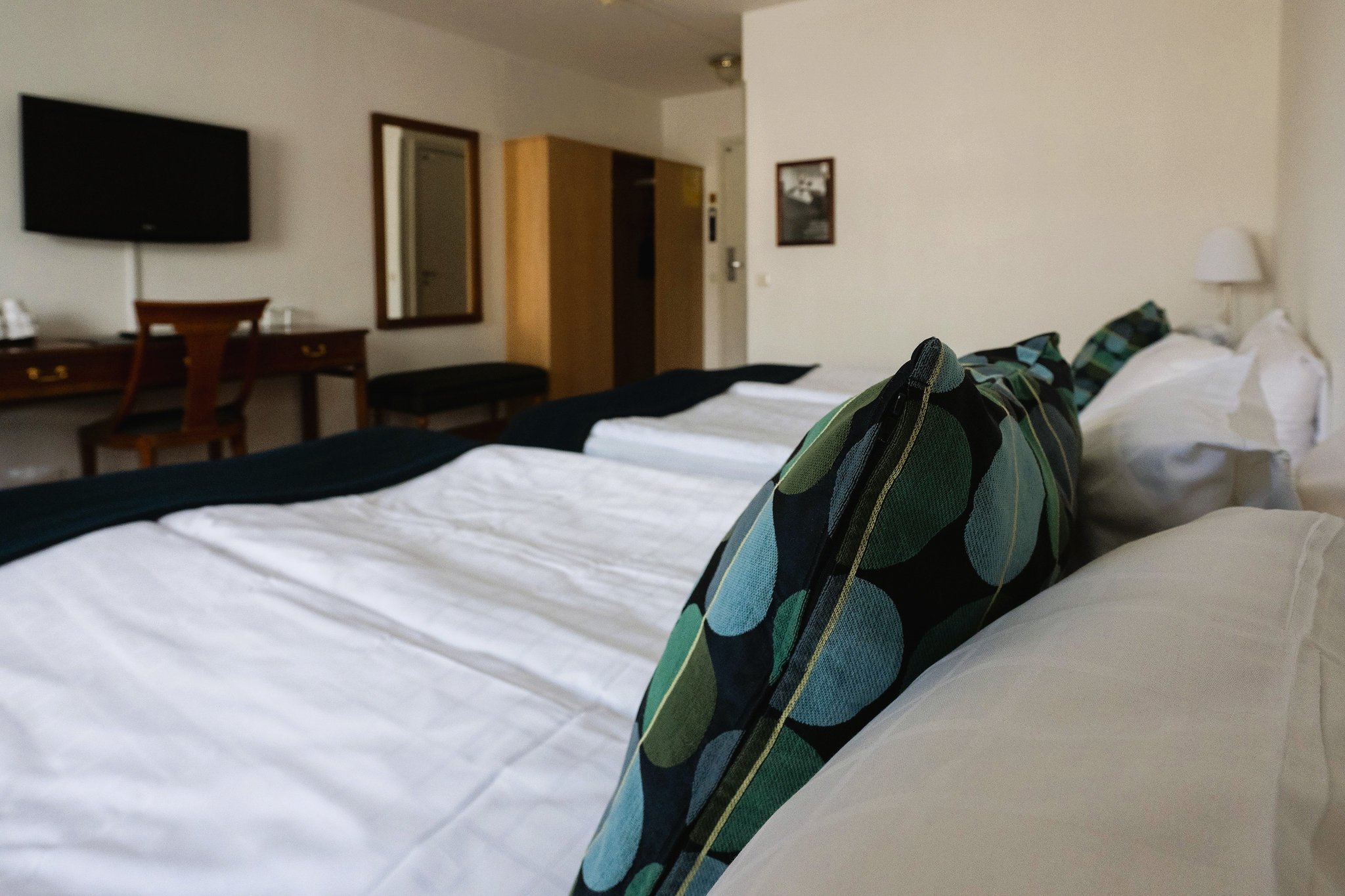 22260_standard-family-room-hotel-statt-soderhamn-by-first_S