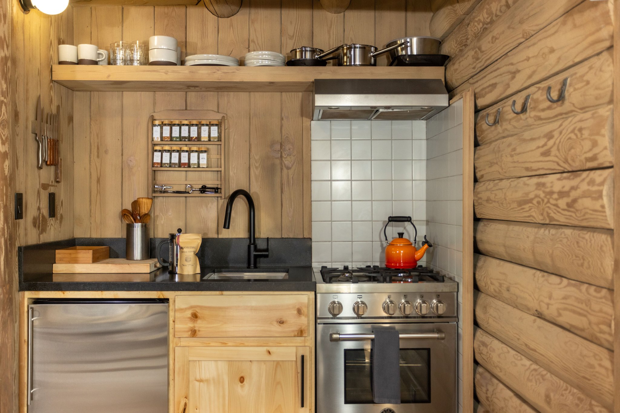 Snowshoe_Kitchen_S