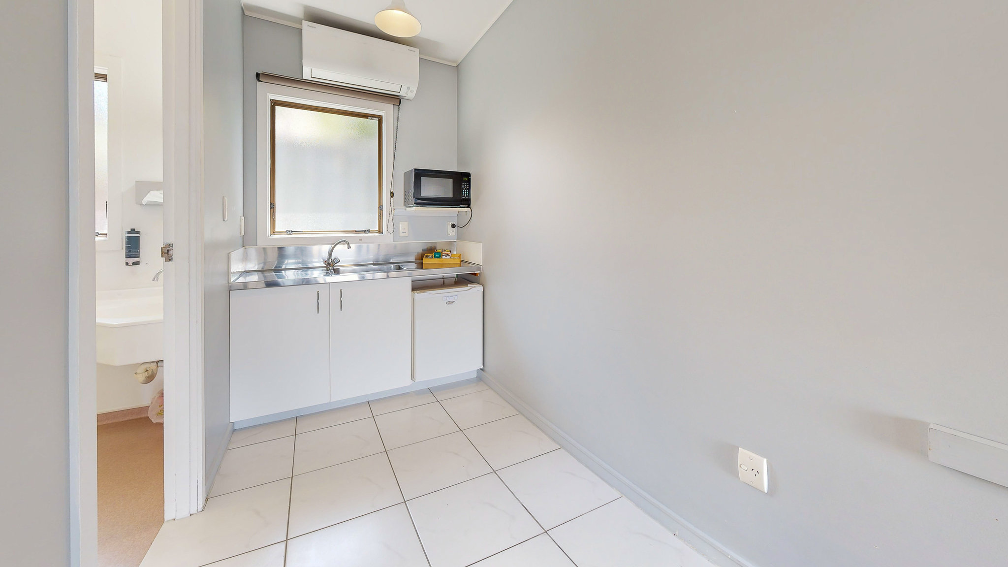 Ground-Floor-Double-Studio-Bedroom_S