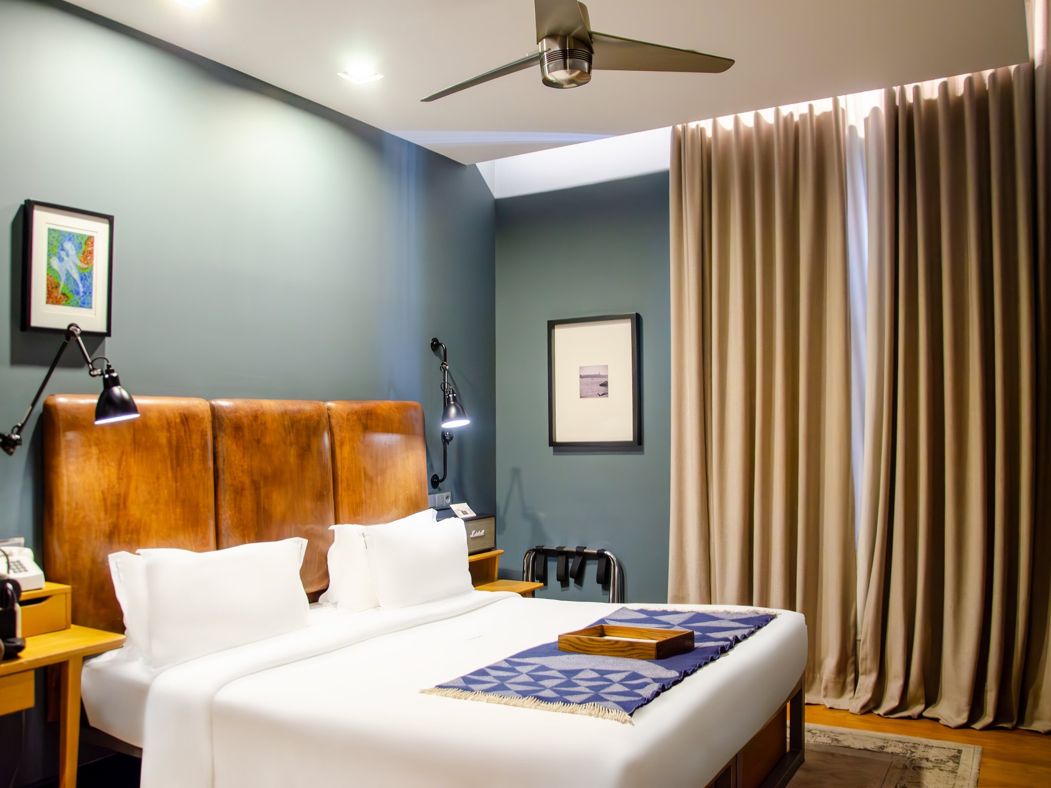 Small_Room_Street_View_(10)_S