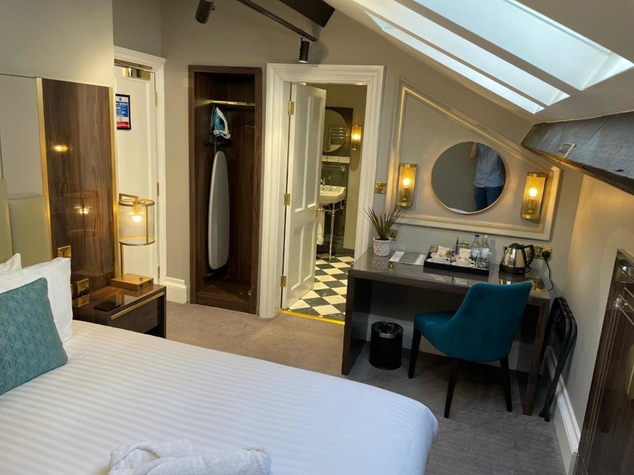 Luxury_Loft_Room3_S
