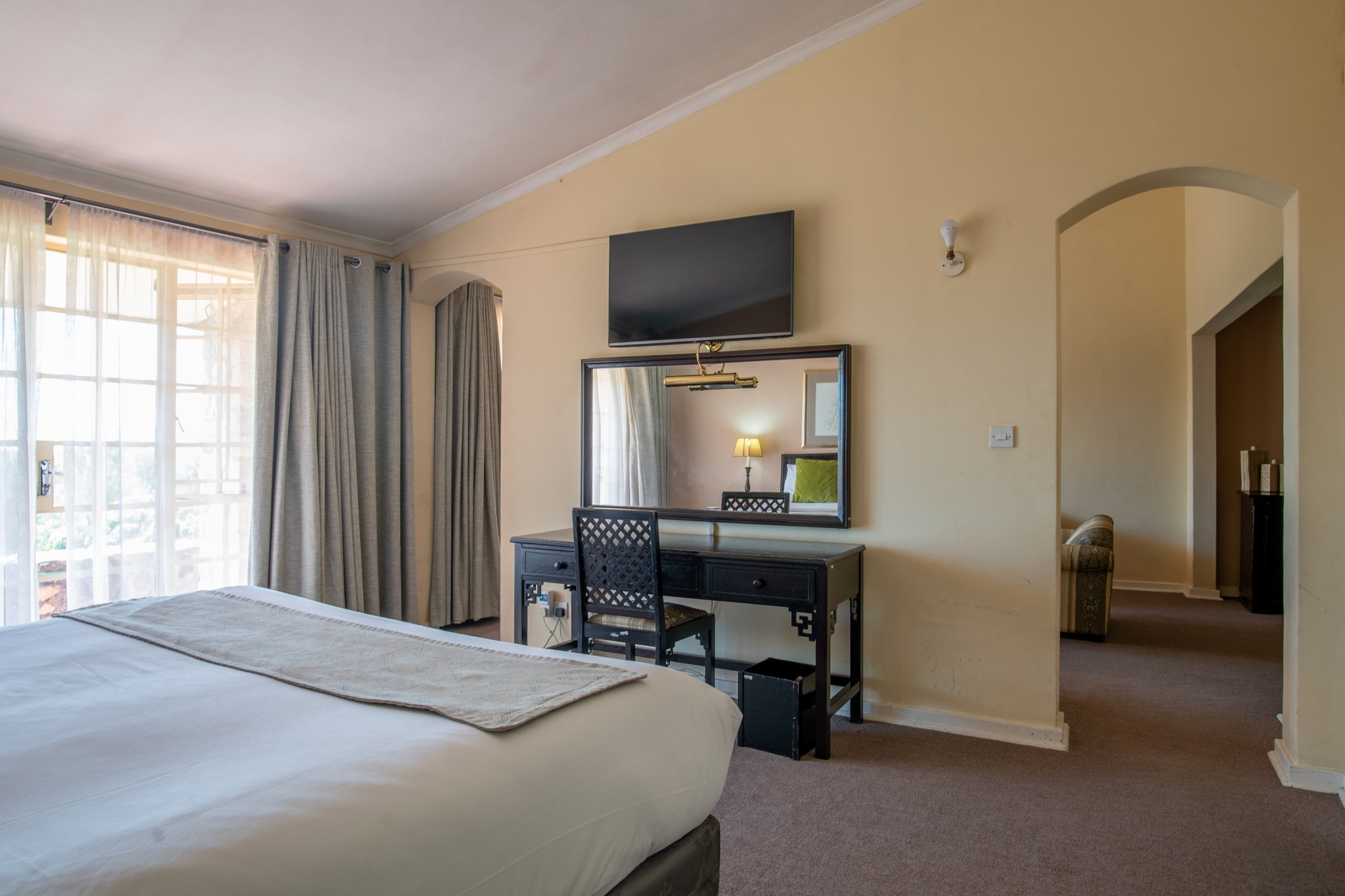 Executive_Suite-08_S