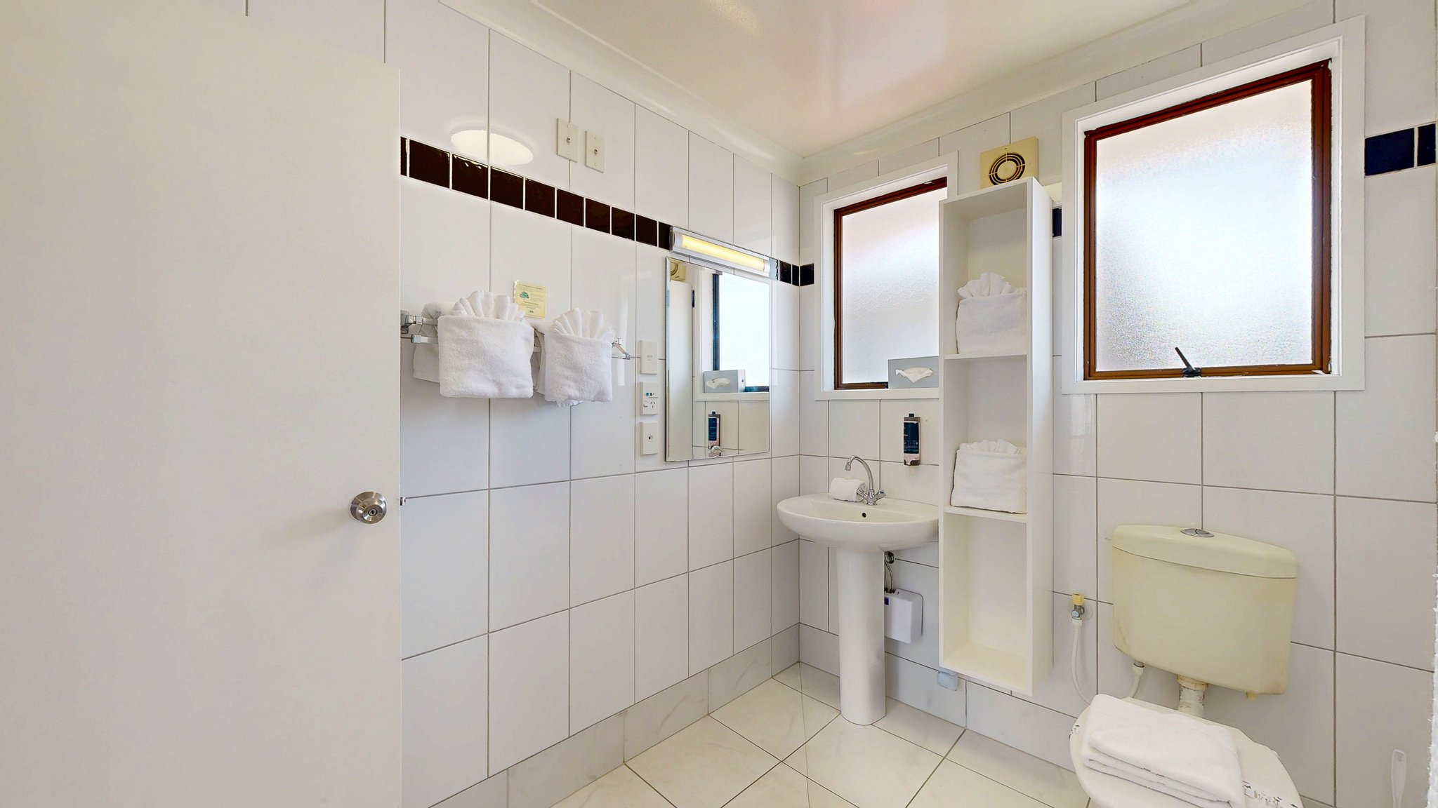 Premium-1-Bedroom-Unit-02092025_142649_S