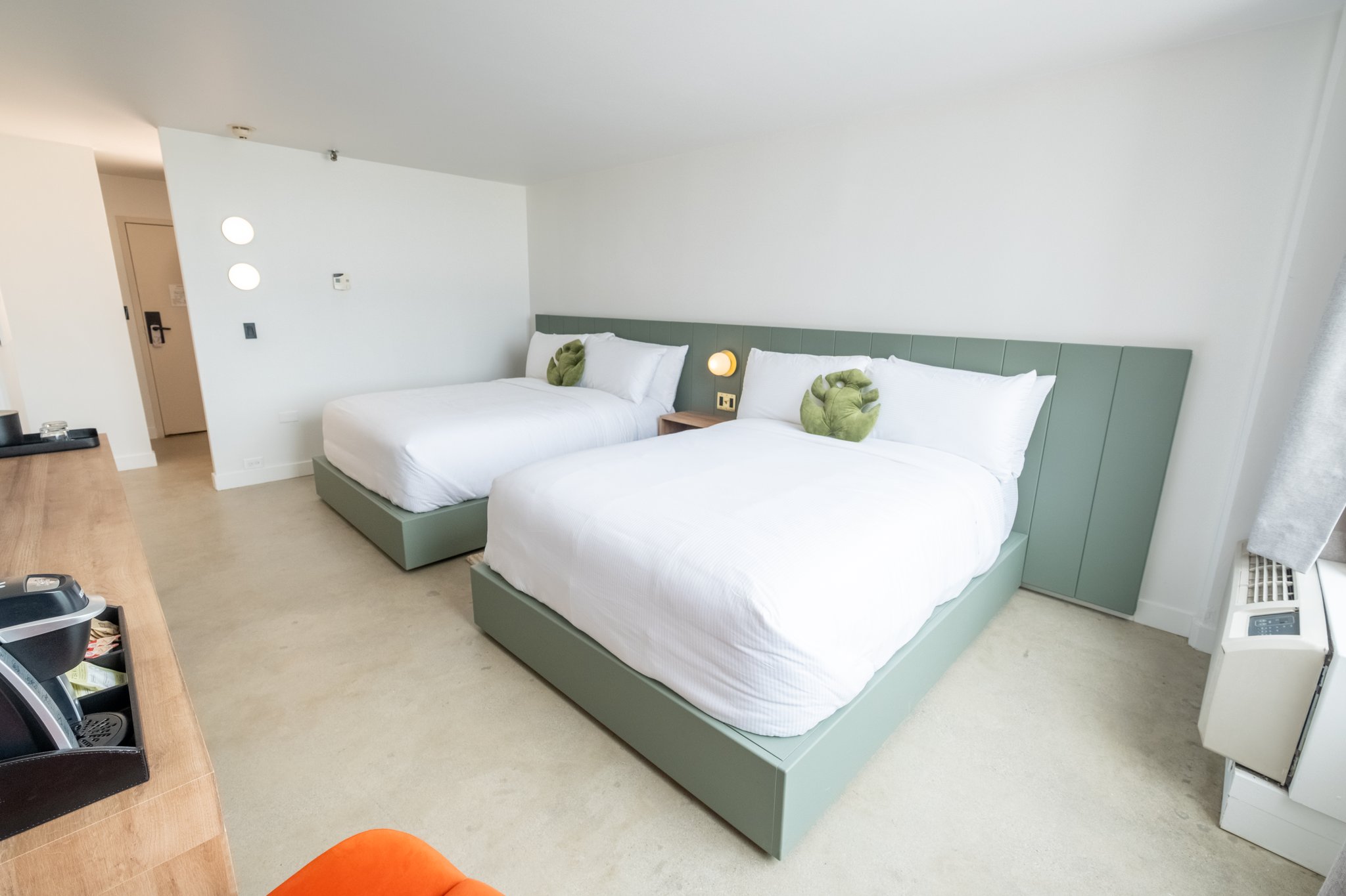 FamilySuite_(5)_S