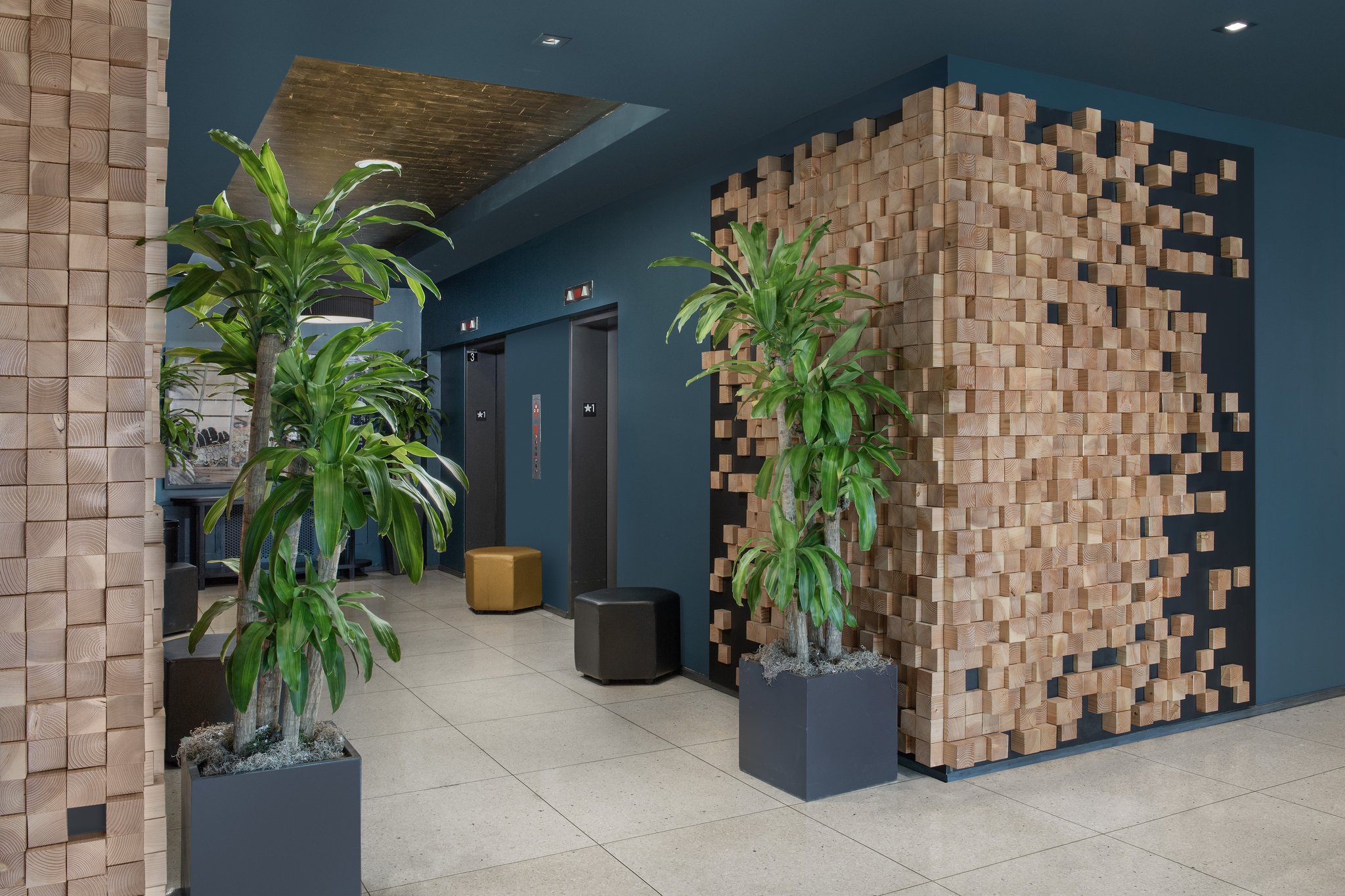 Lobby-02_S