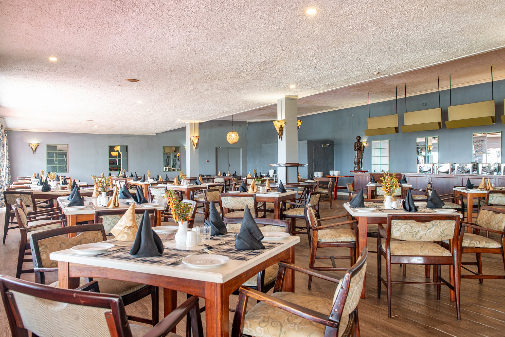Restaurant00_S