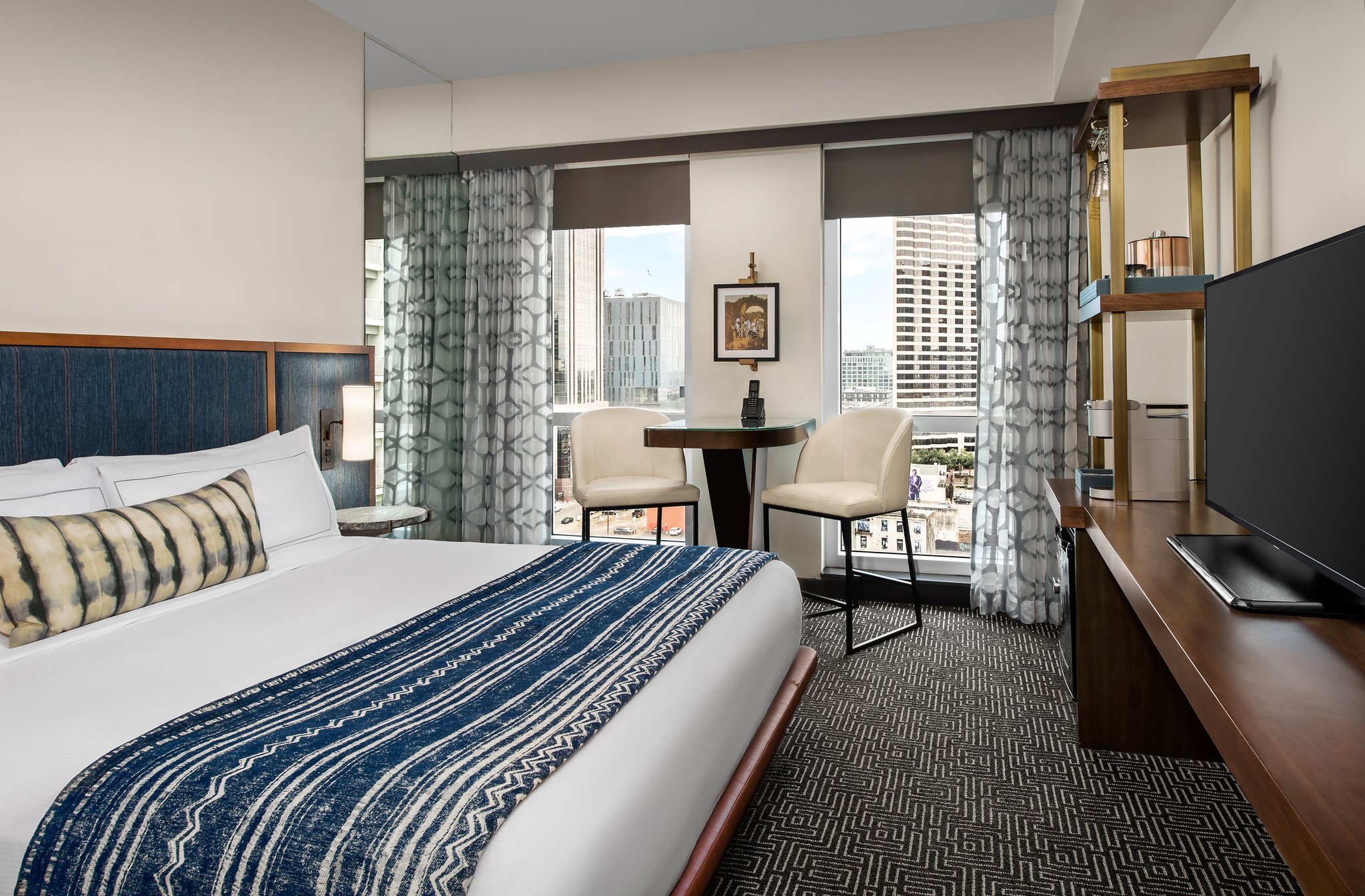 King_Bed-City_view-04_S