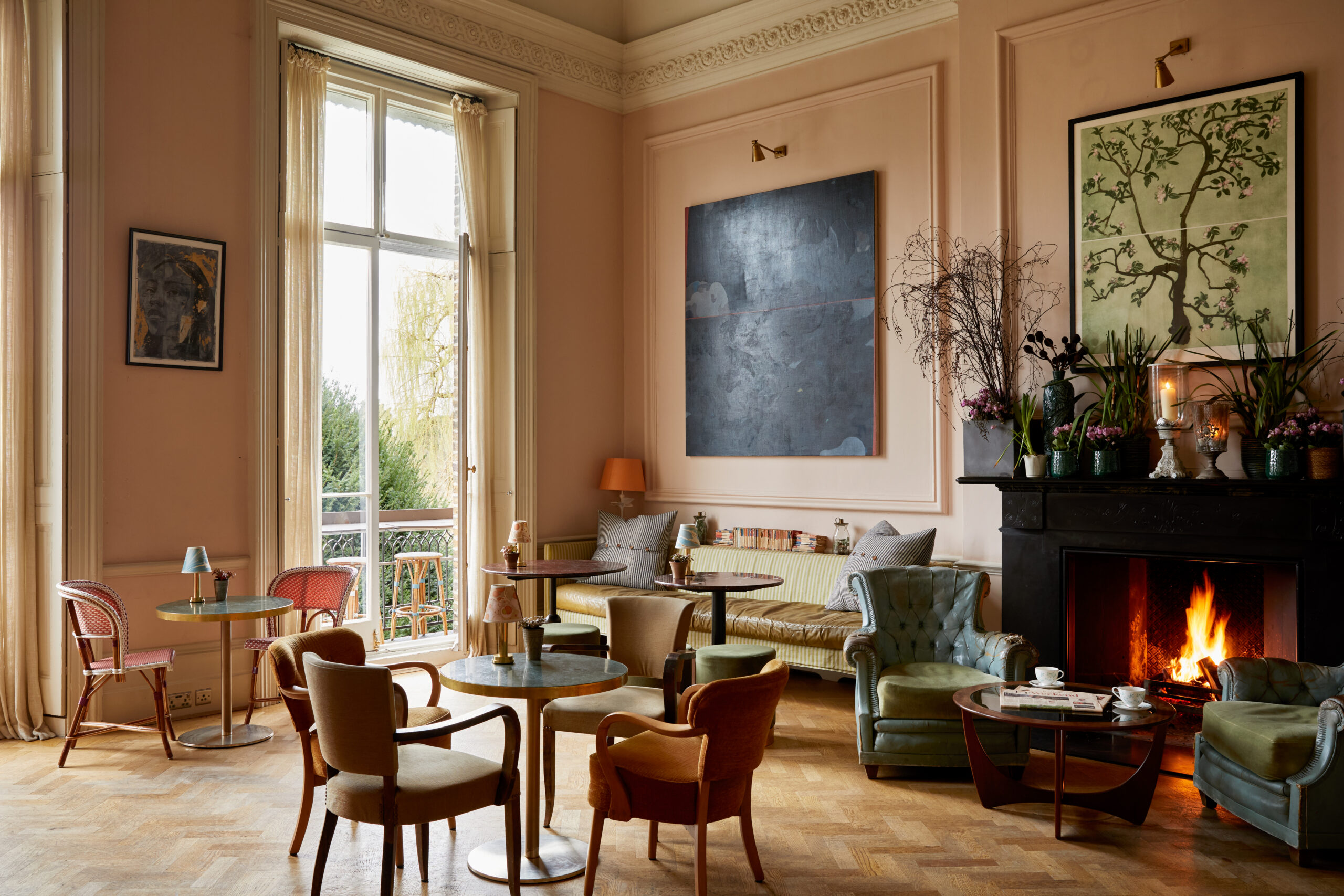 Drawing Room Bar